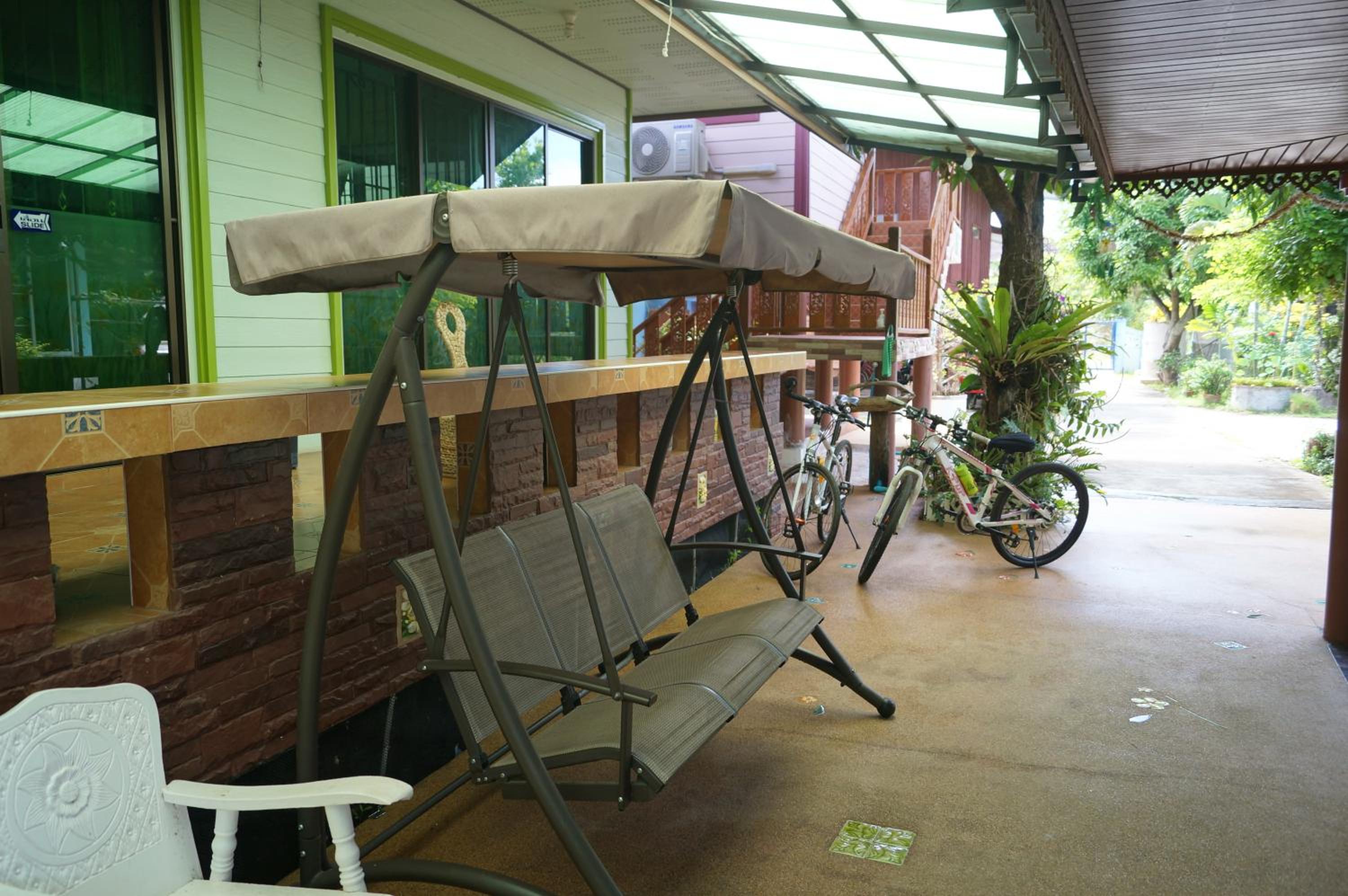 Double Room with Balcony (2 Adults + 1 Child) - Photo 7