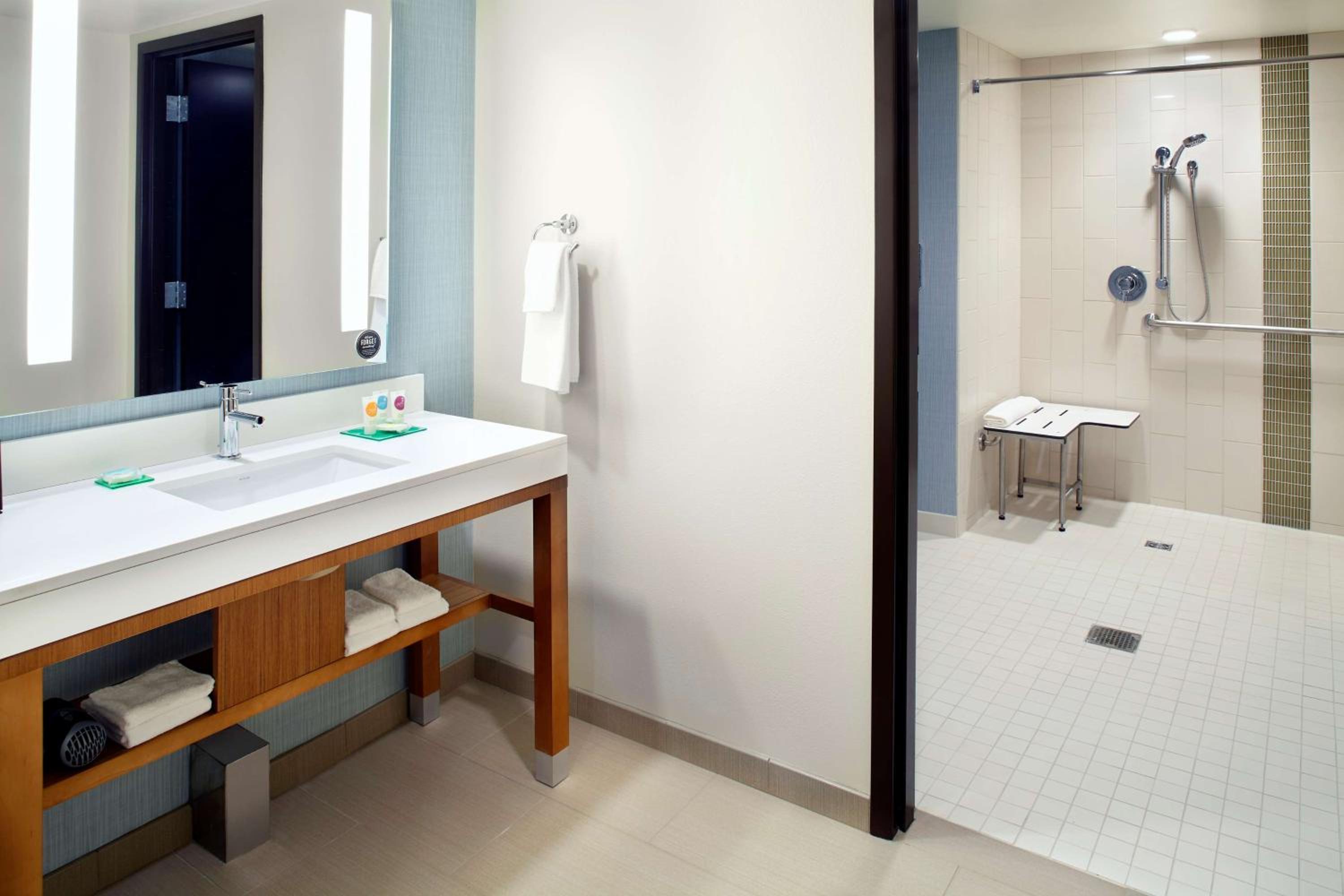King Room with Sofa Bed and Accessible Tub - Disability Access