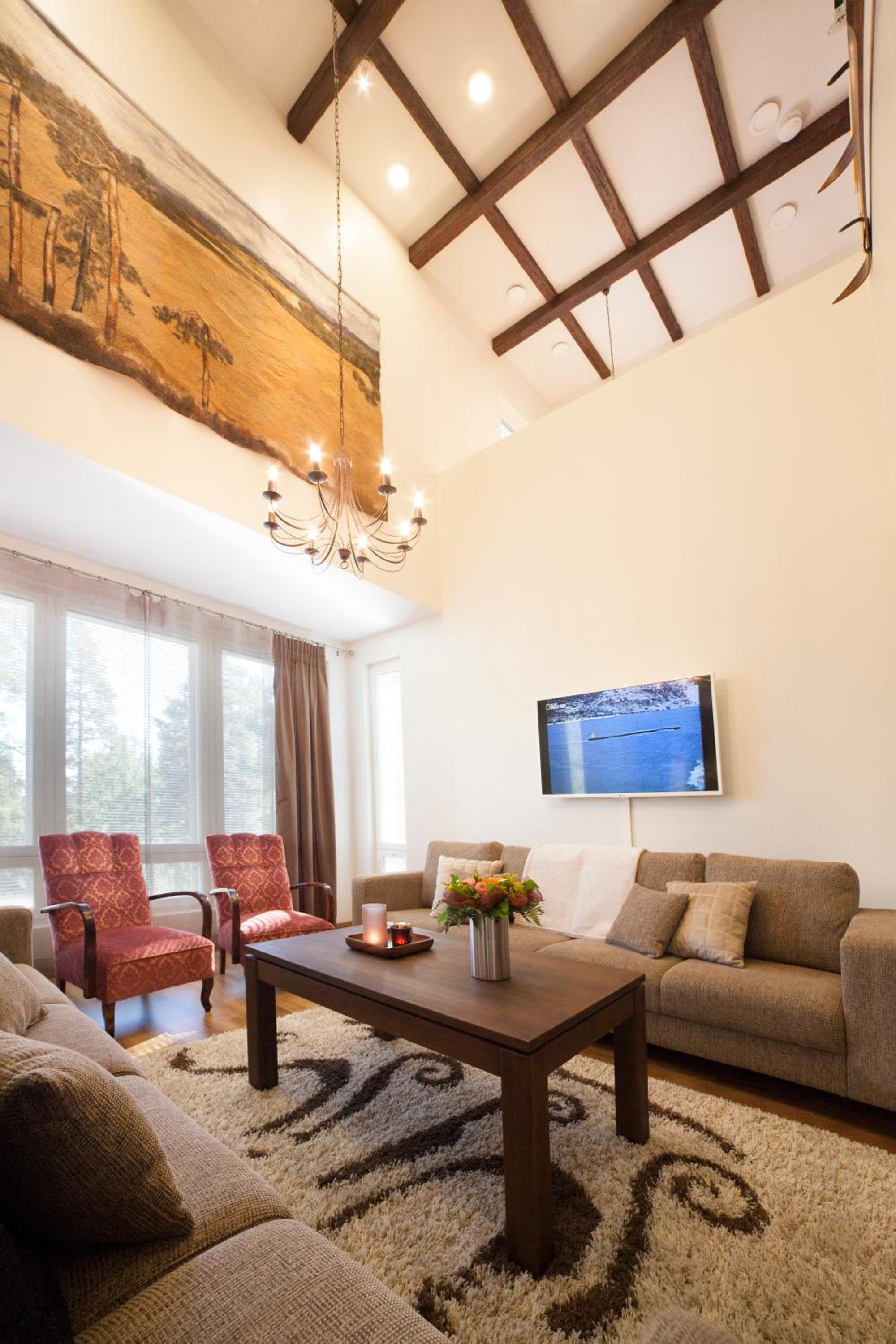 Villa photo 3