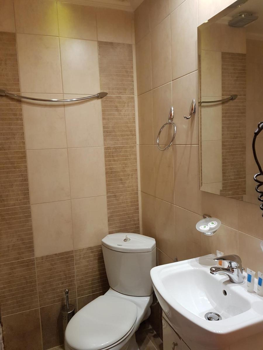 Small Single Room photo 2