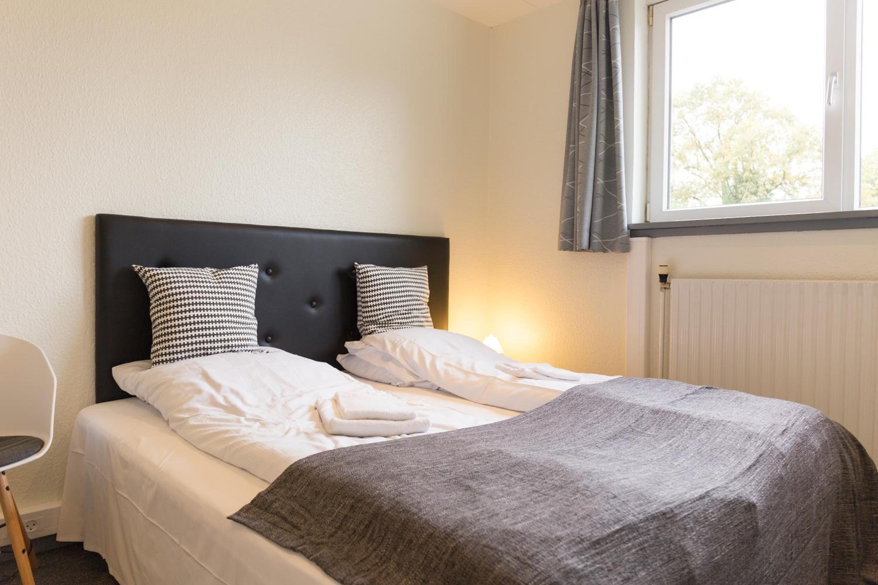 Double or Twin Room with Private Bathroom photo 1