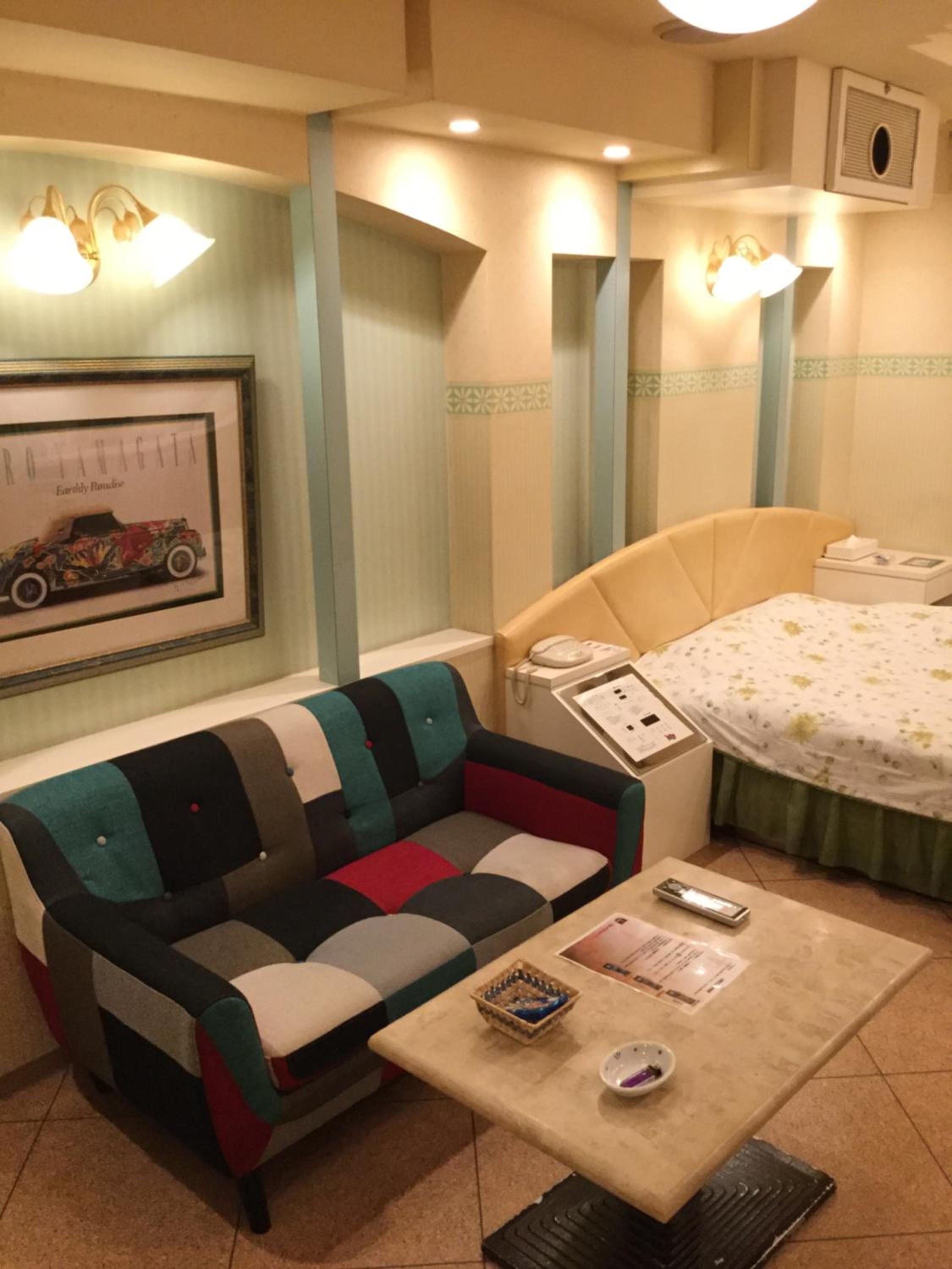 Double Room - Photo 9