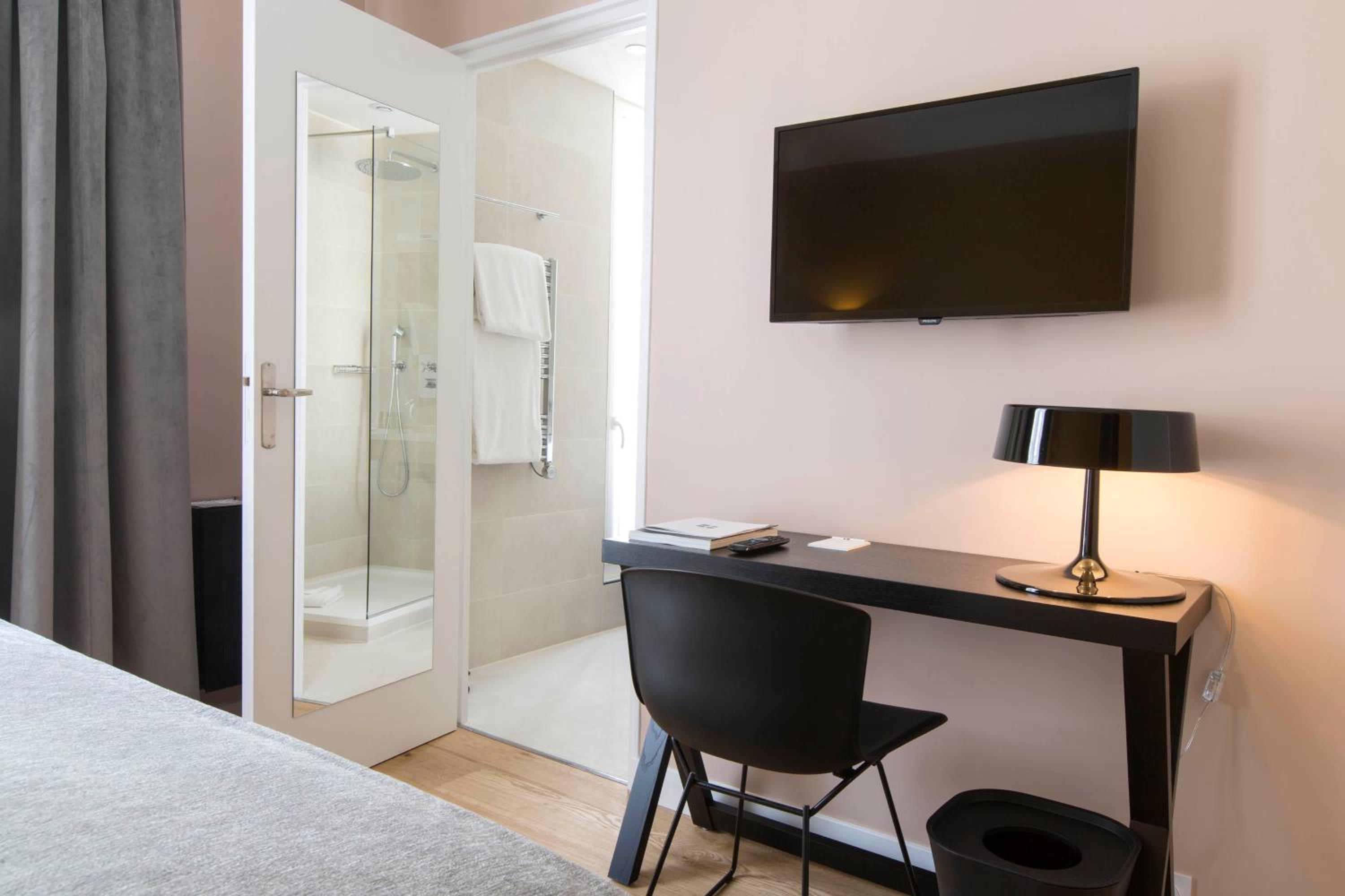 Superior Double Room photo 2