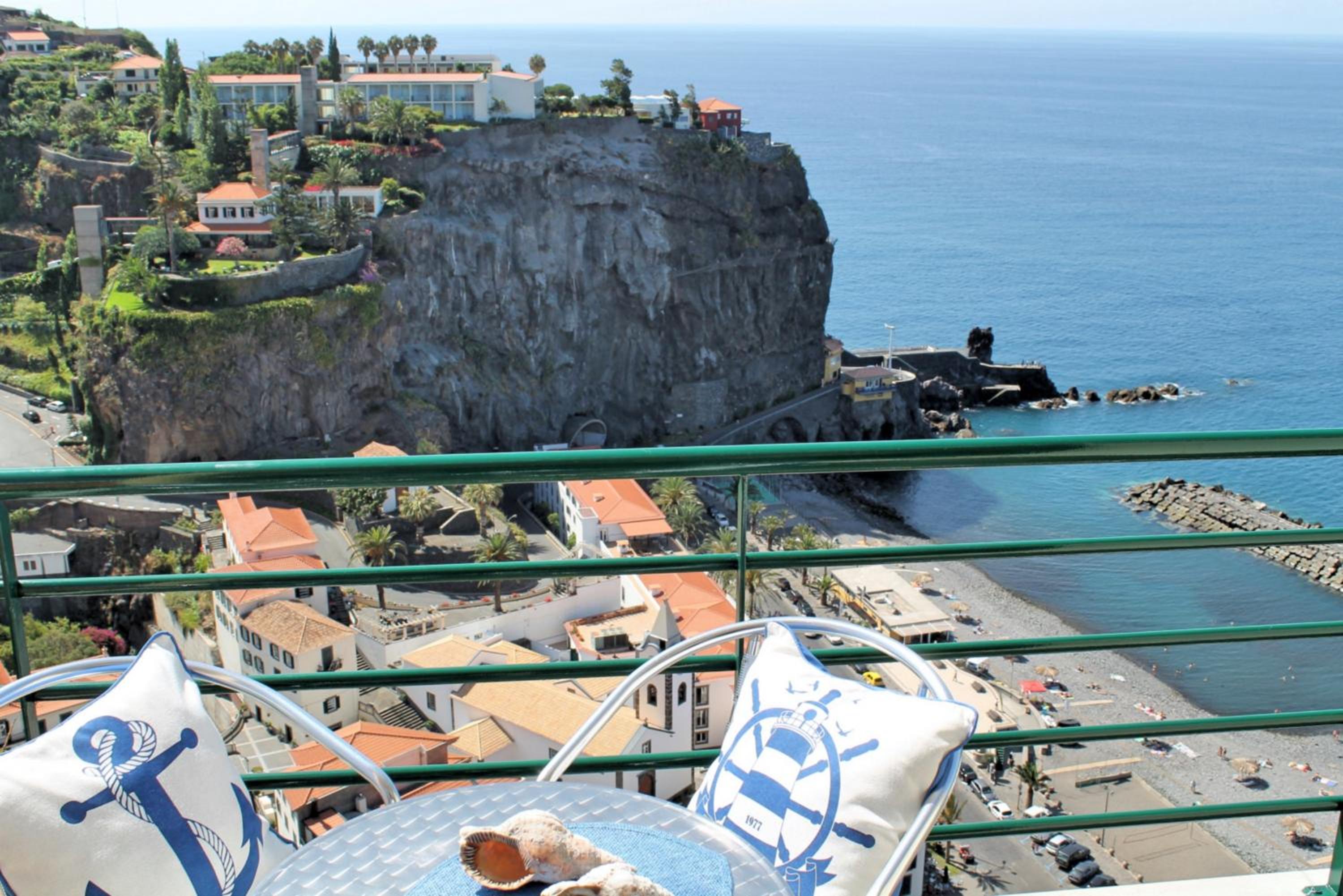 Villa with Sea View photo 2