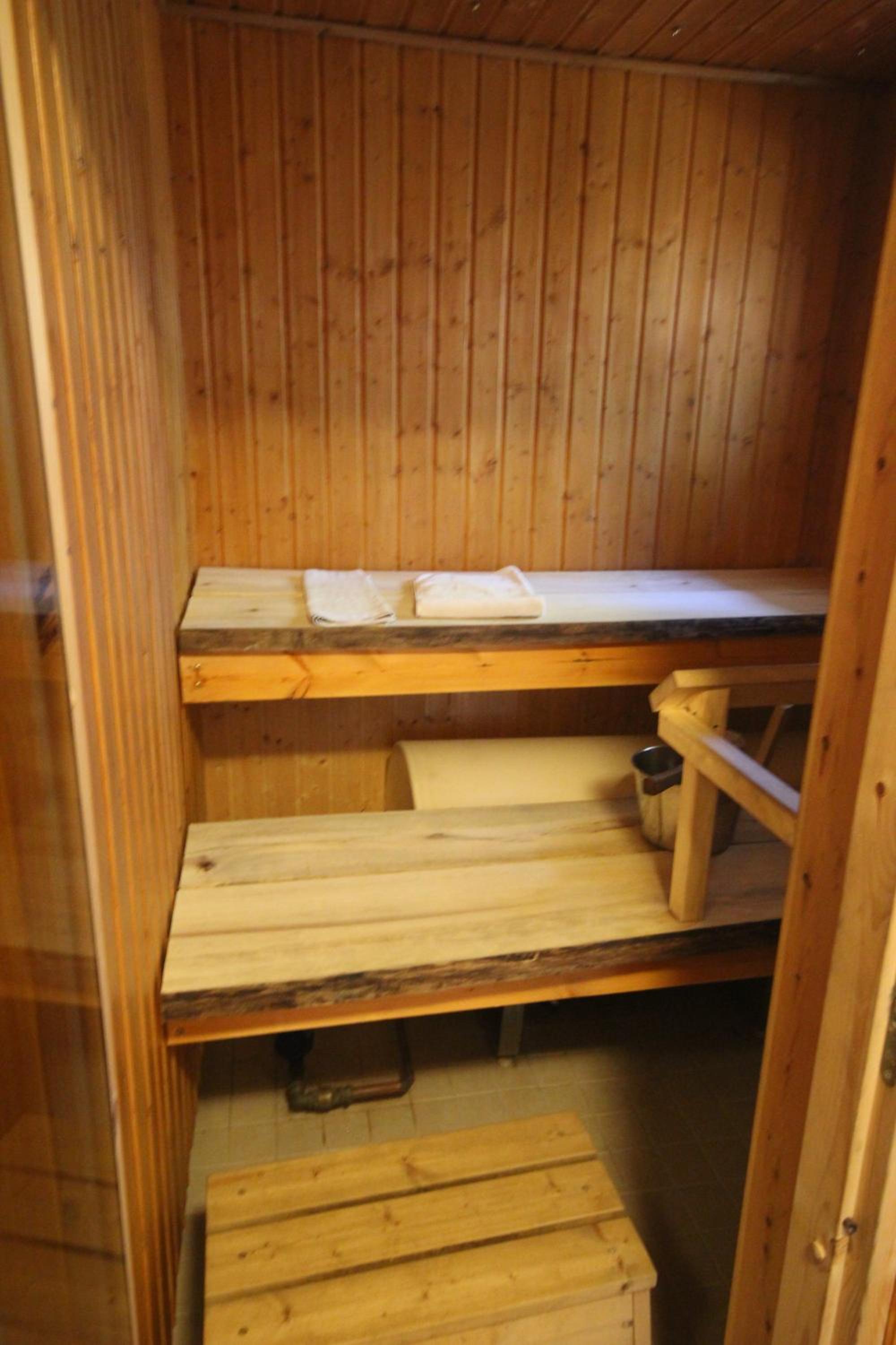 Two-Bedroom Cottage with Sauna photo 3