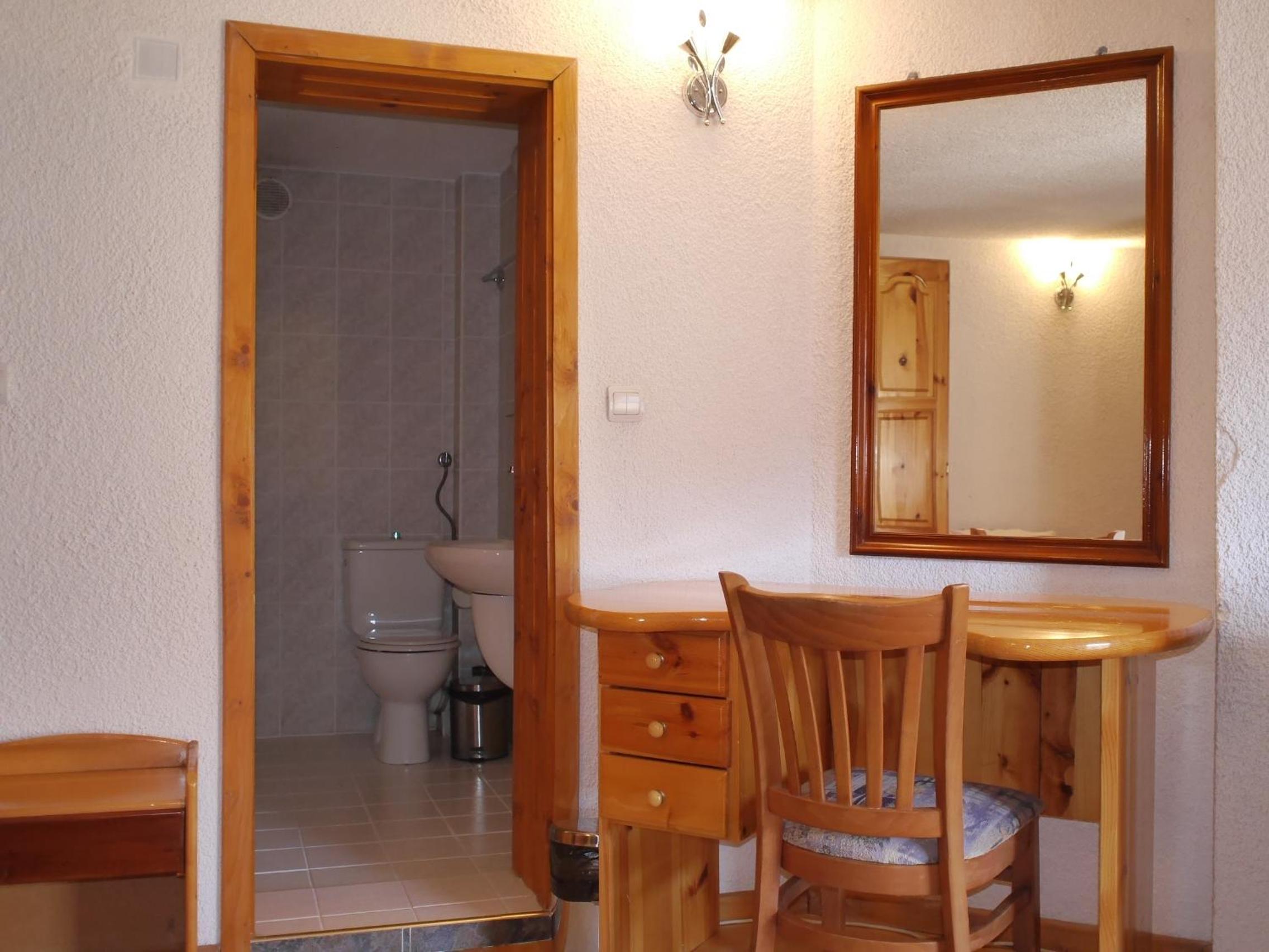 Single Room photo 2