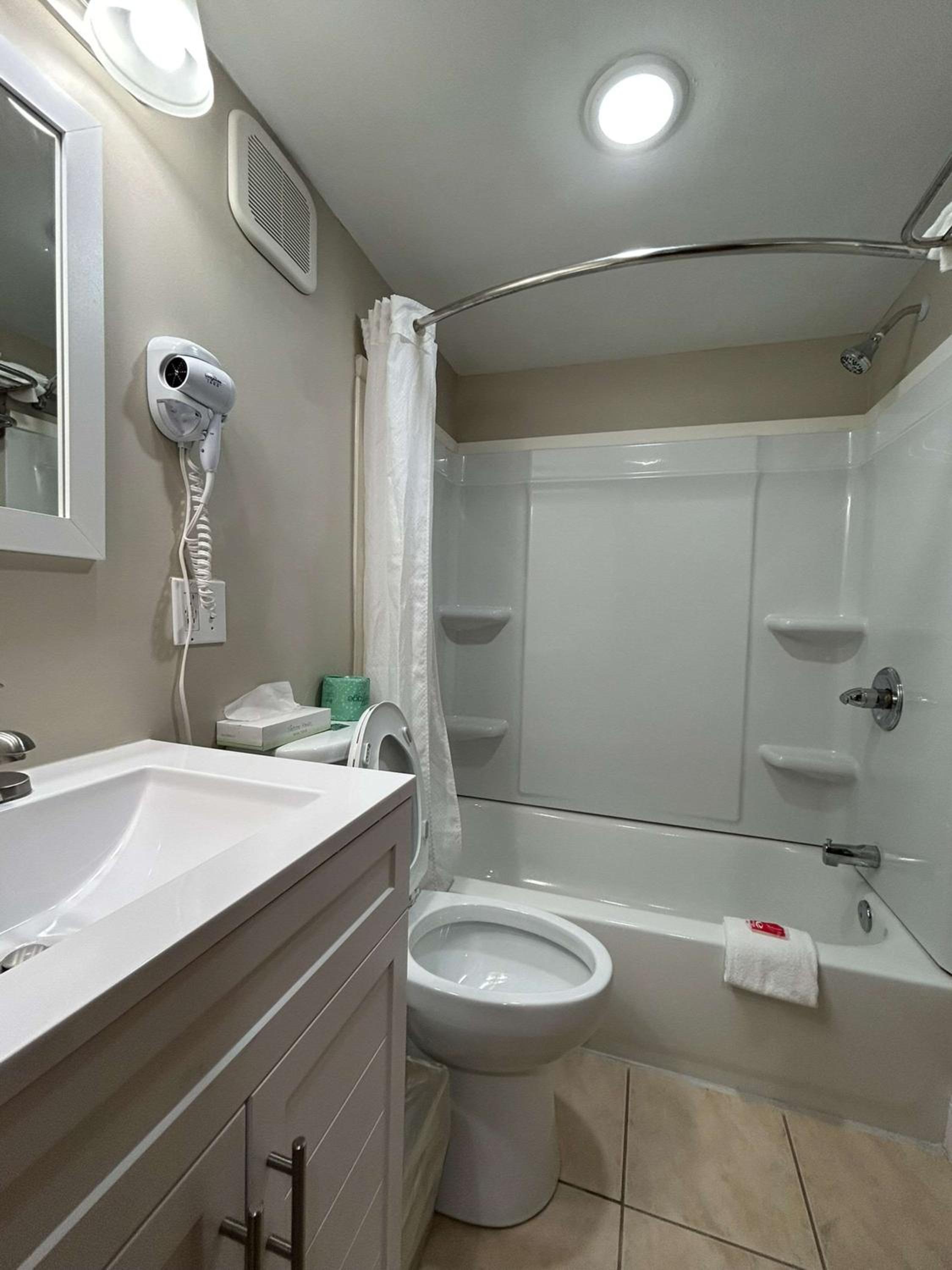 Family Suite - Non Smoking photo 1
