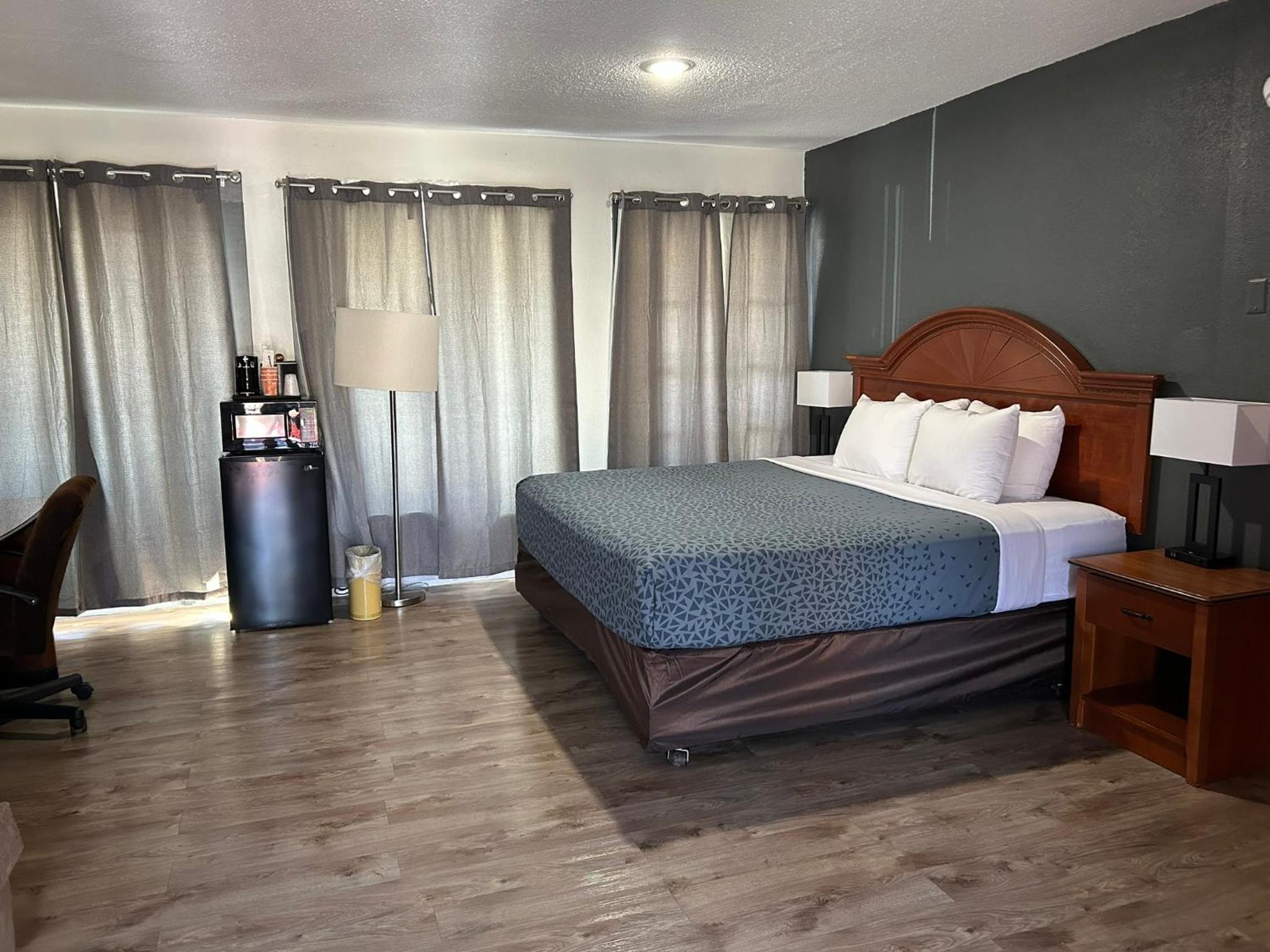 Family Suite - Non Smoking photo 2