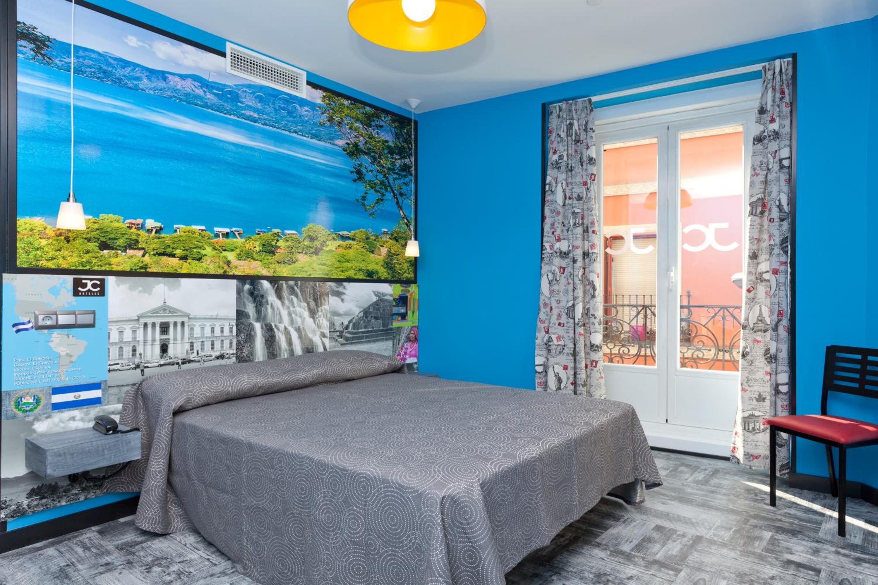 Deluxe Double or Twin Room photo 2