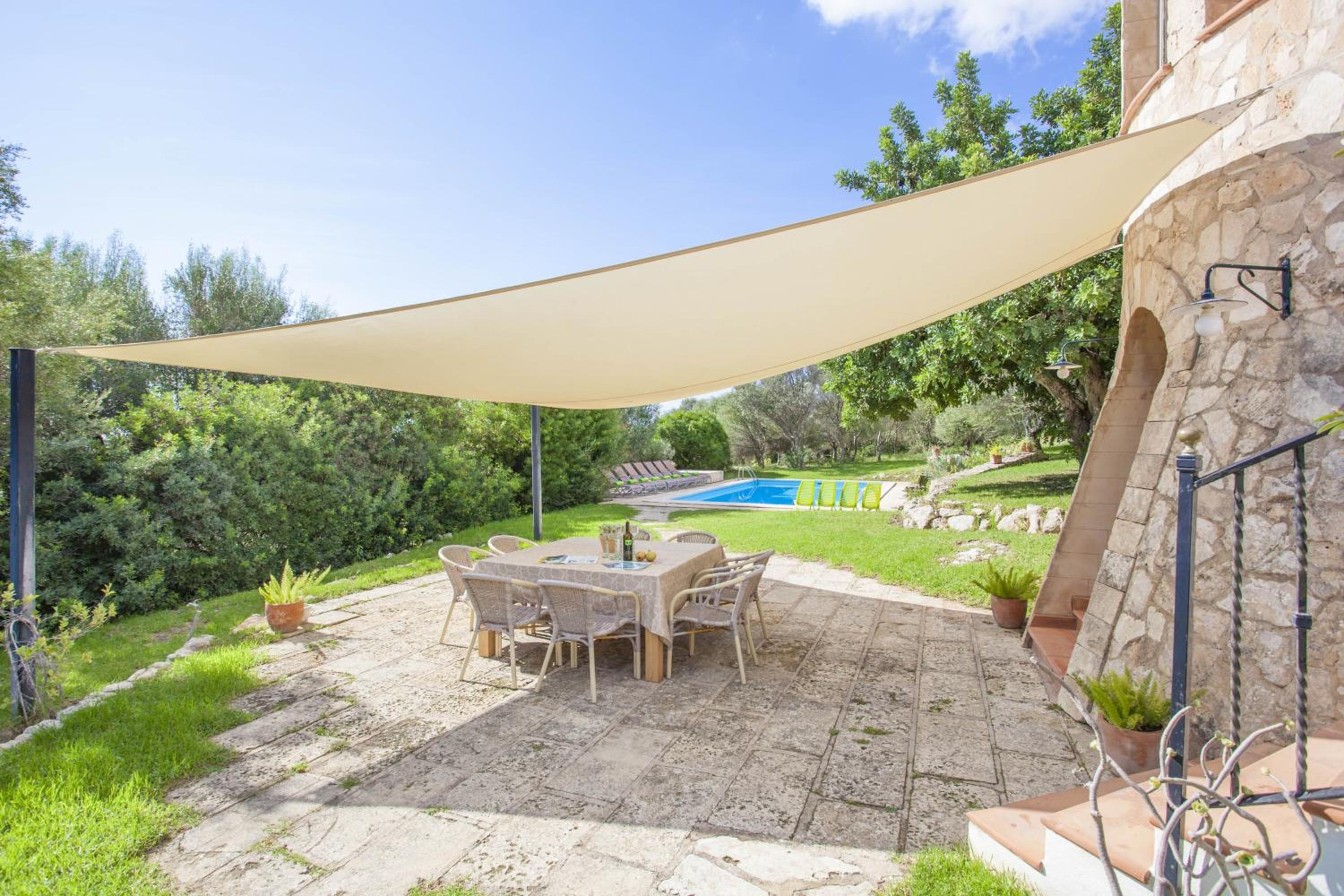 Villa photo 2