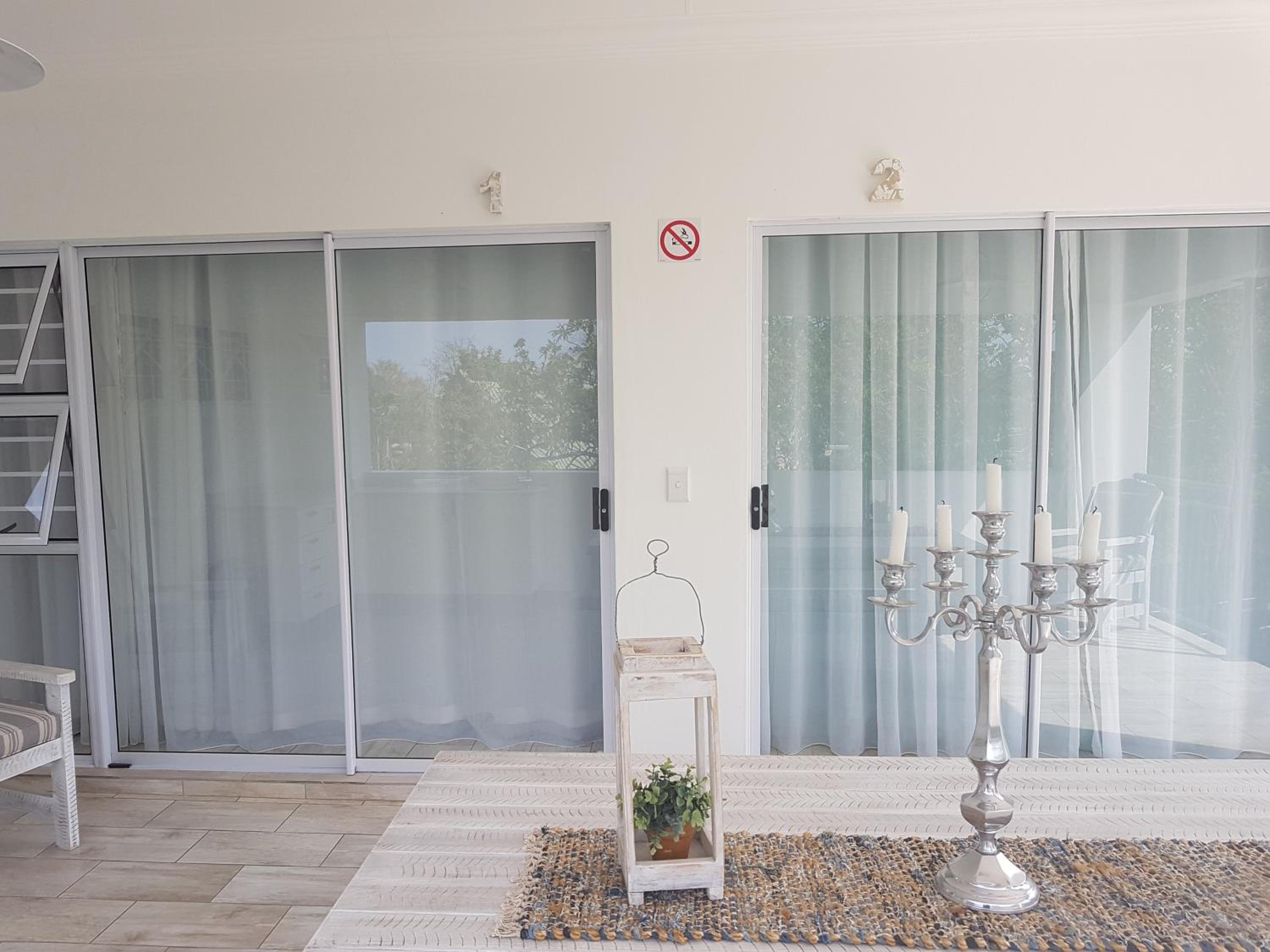 Apartment with Balcony photo 2