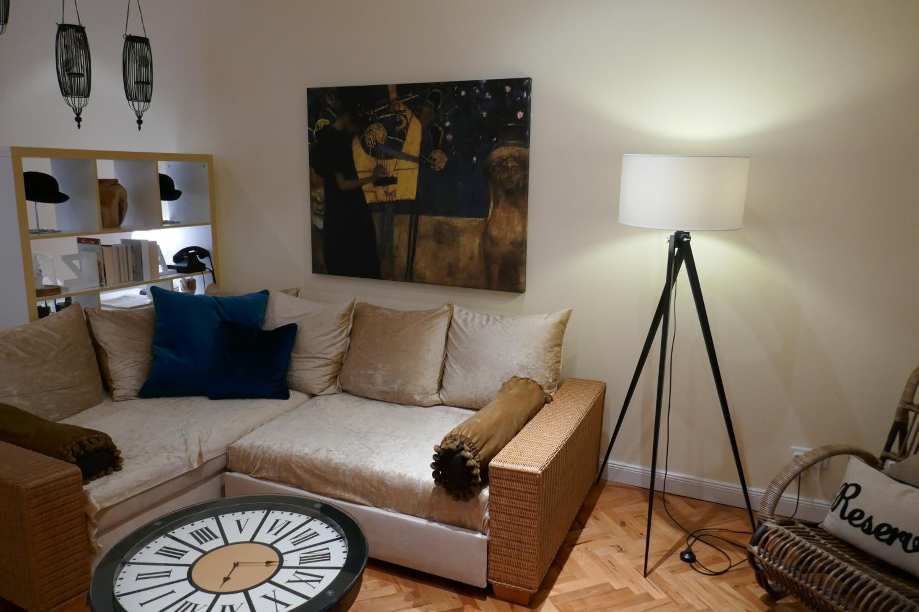 Apartment - Ground Floor photo 2