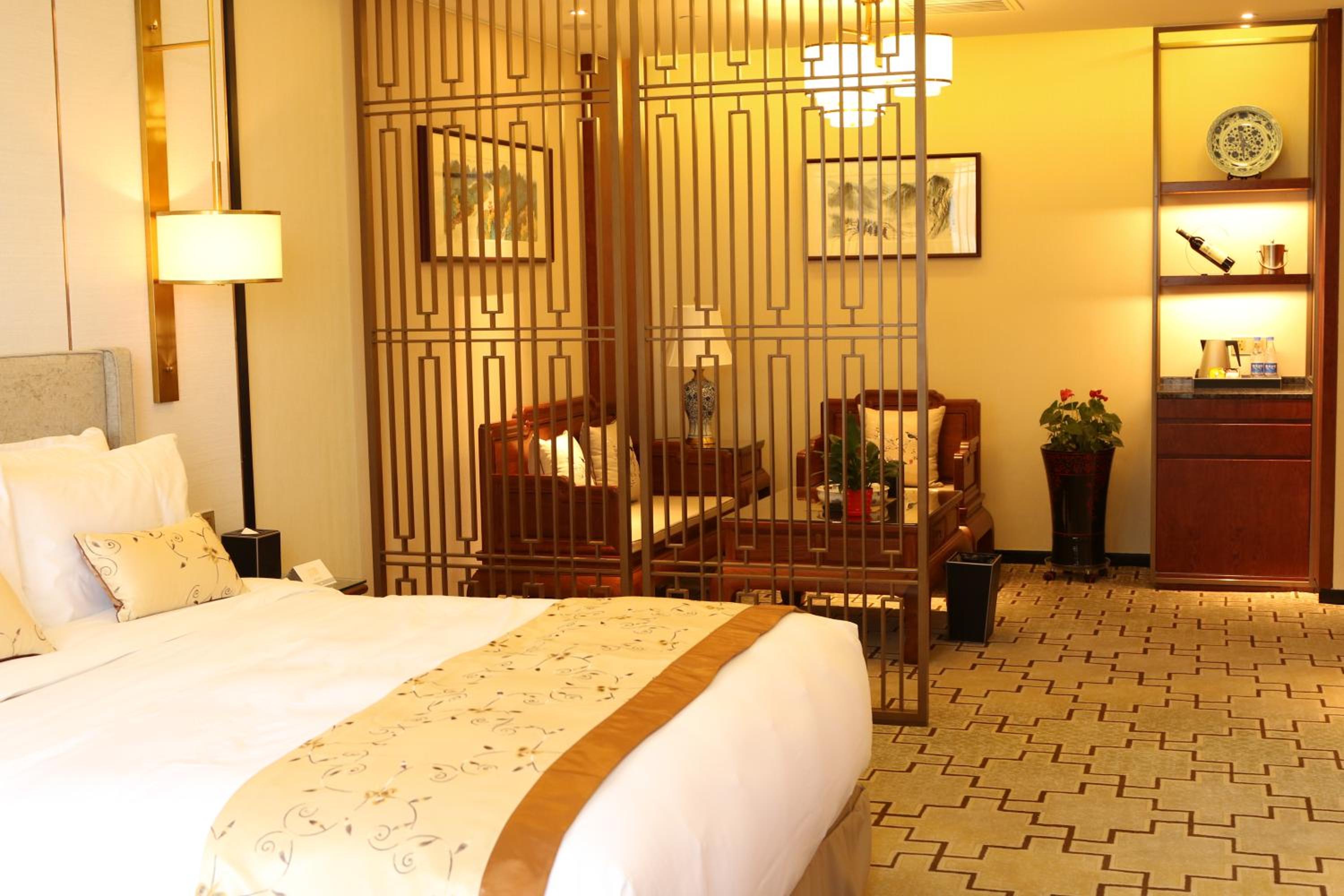Superior Queen Room photo 1