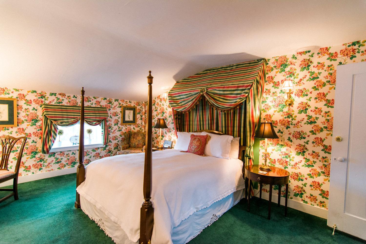 Queen Room
