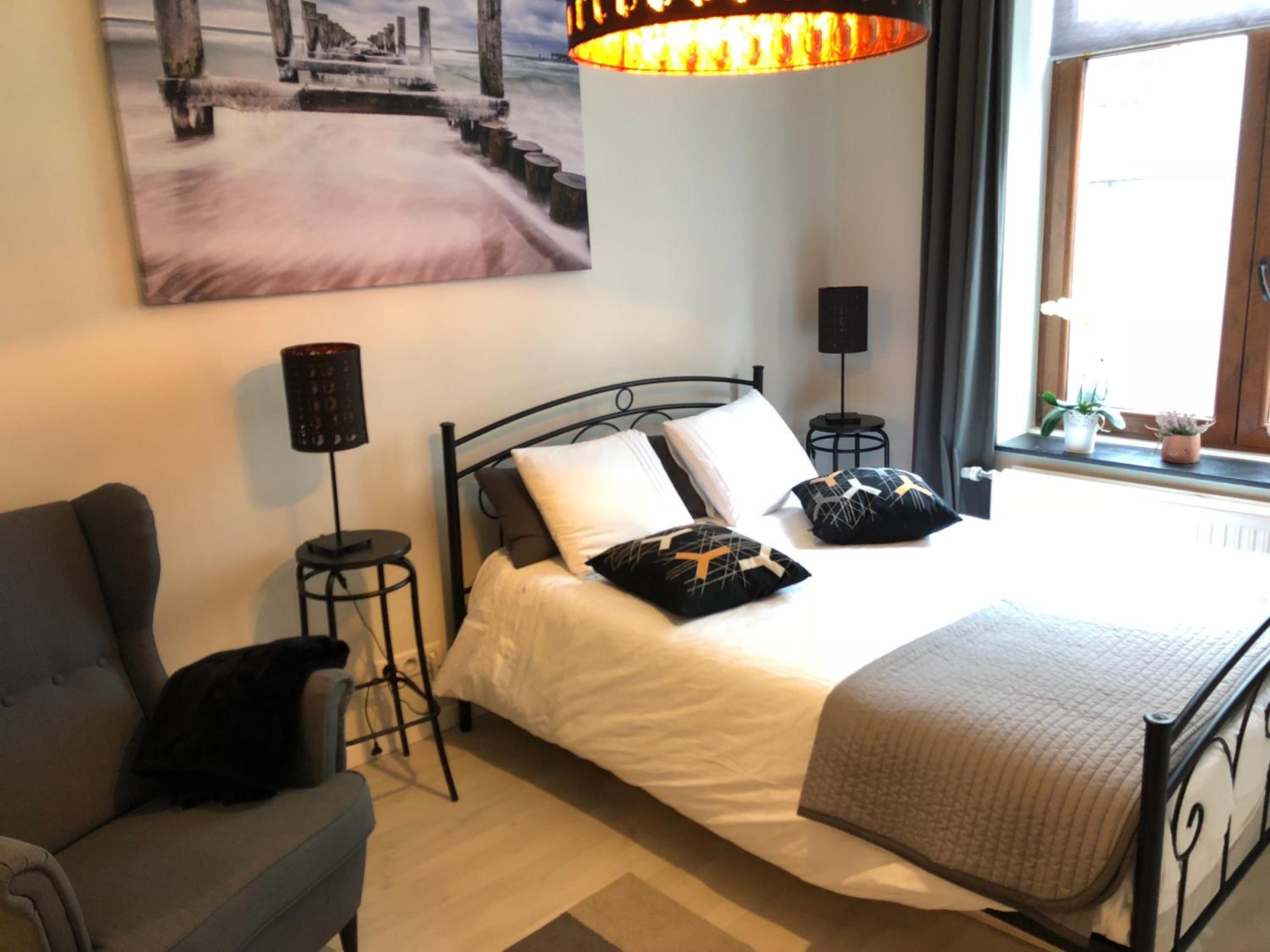 Studio Apartment - Photo 3