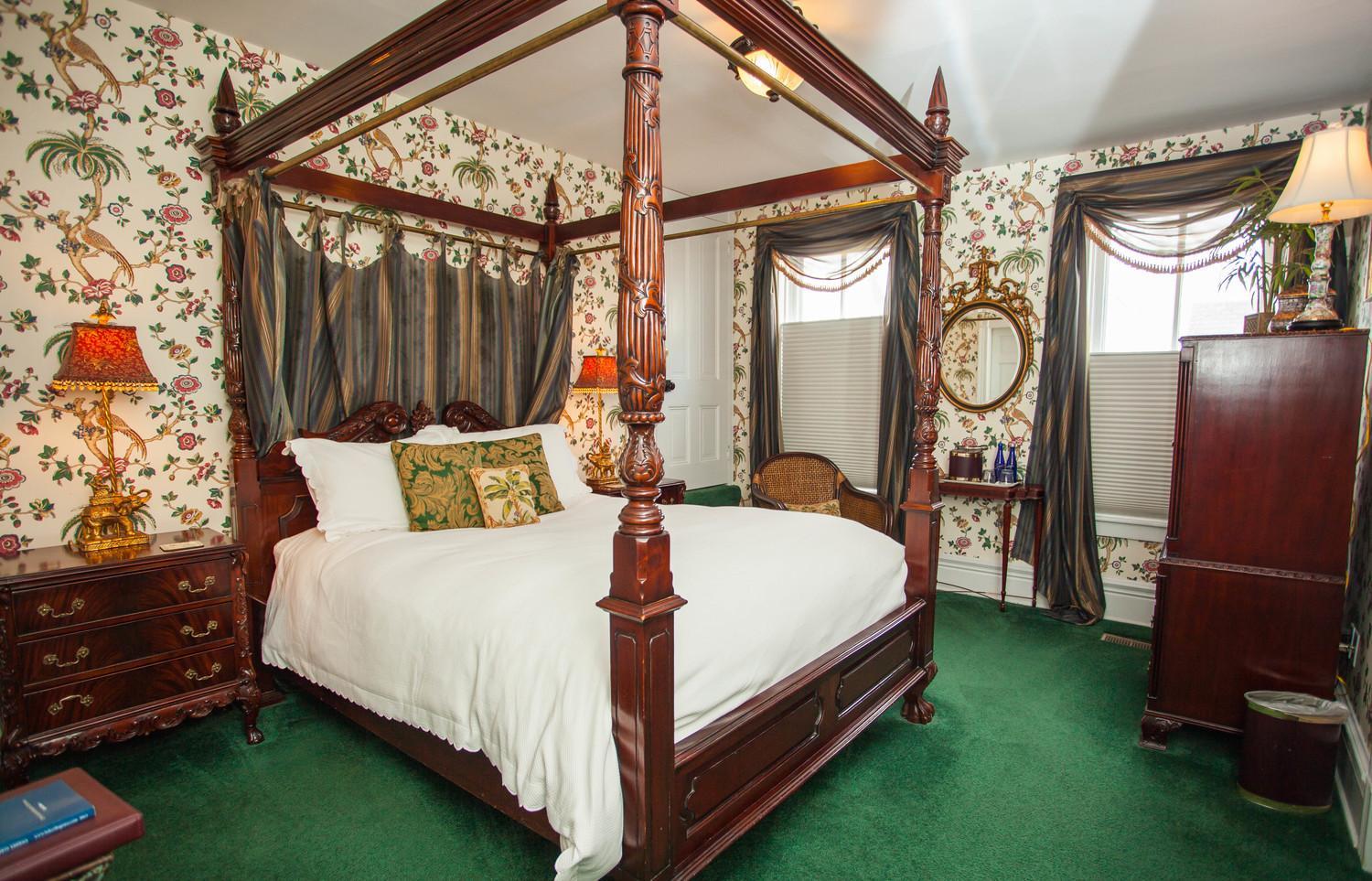 Queen Room