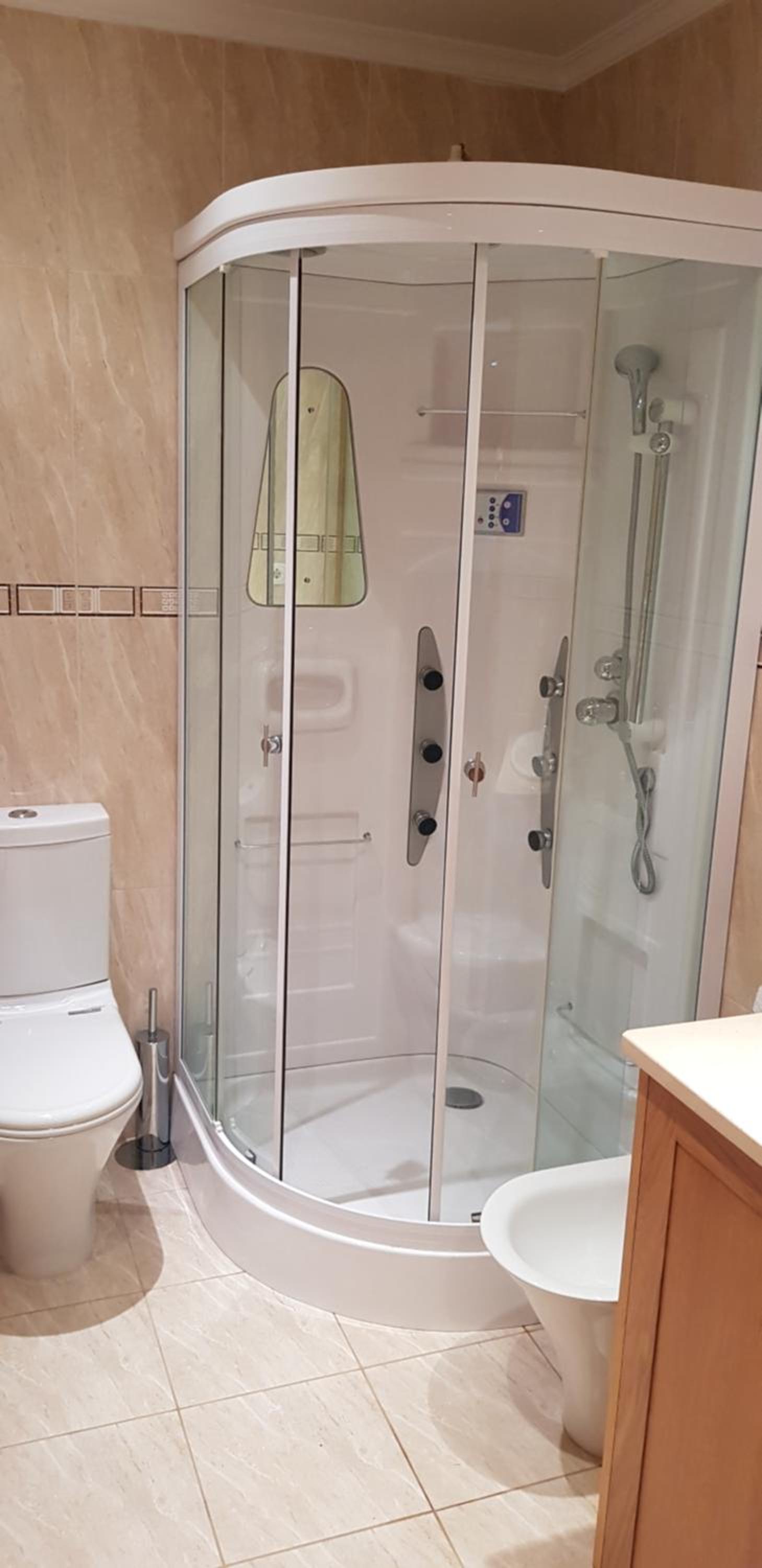 Double Room with Private Bathroom photo 2
