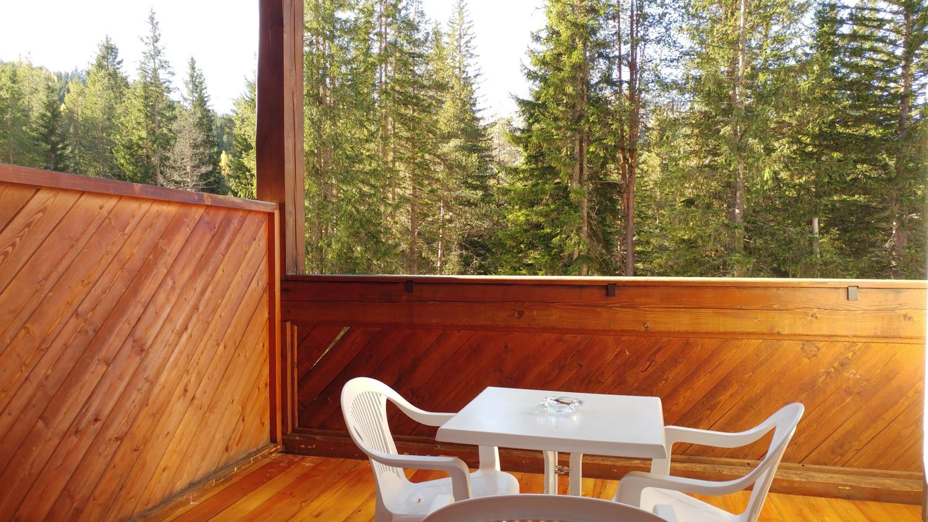 Studio with Balcony (3 Adults)  photo 3