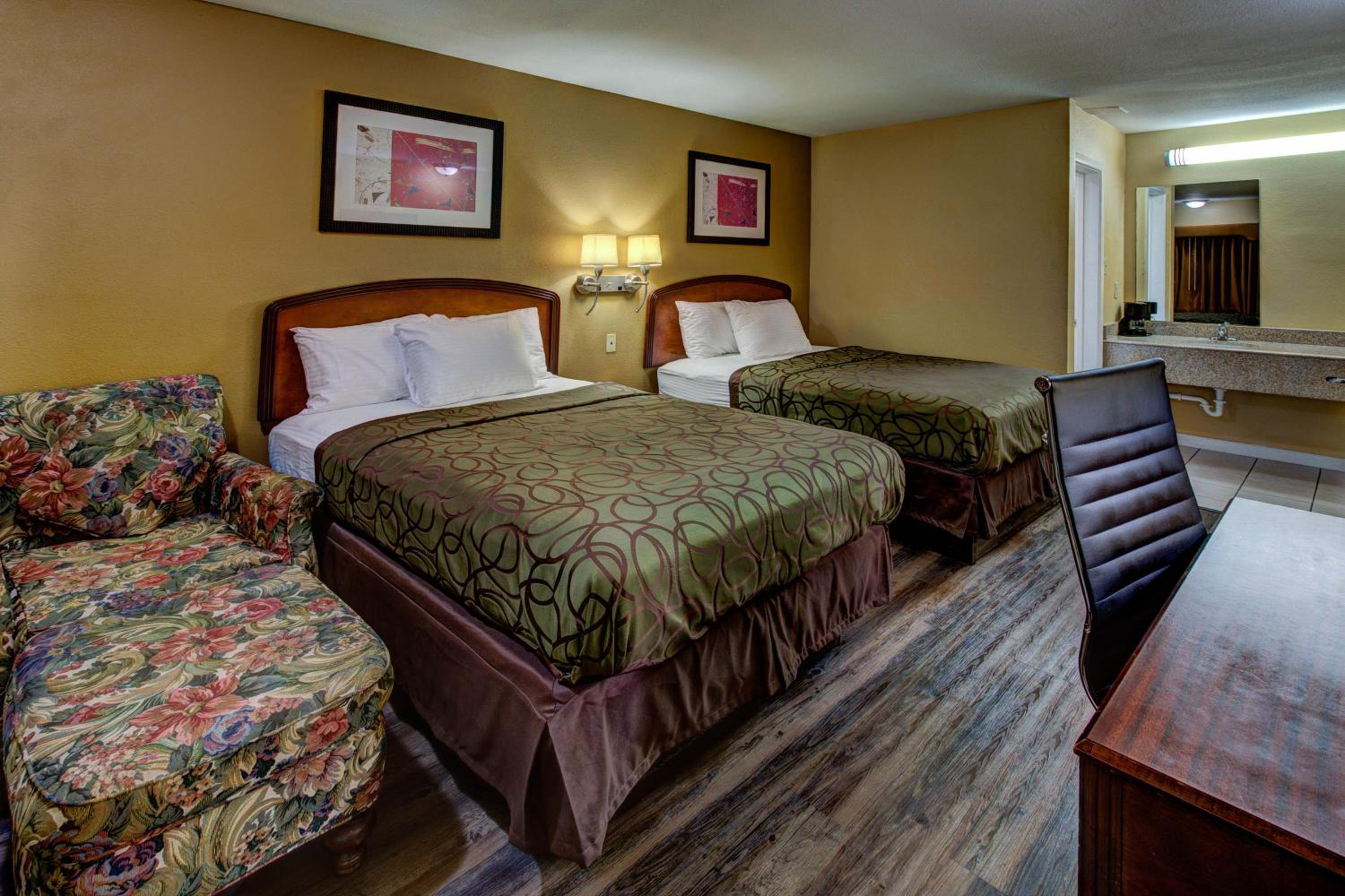 Double Room With Two Double Beds - Smoking