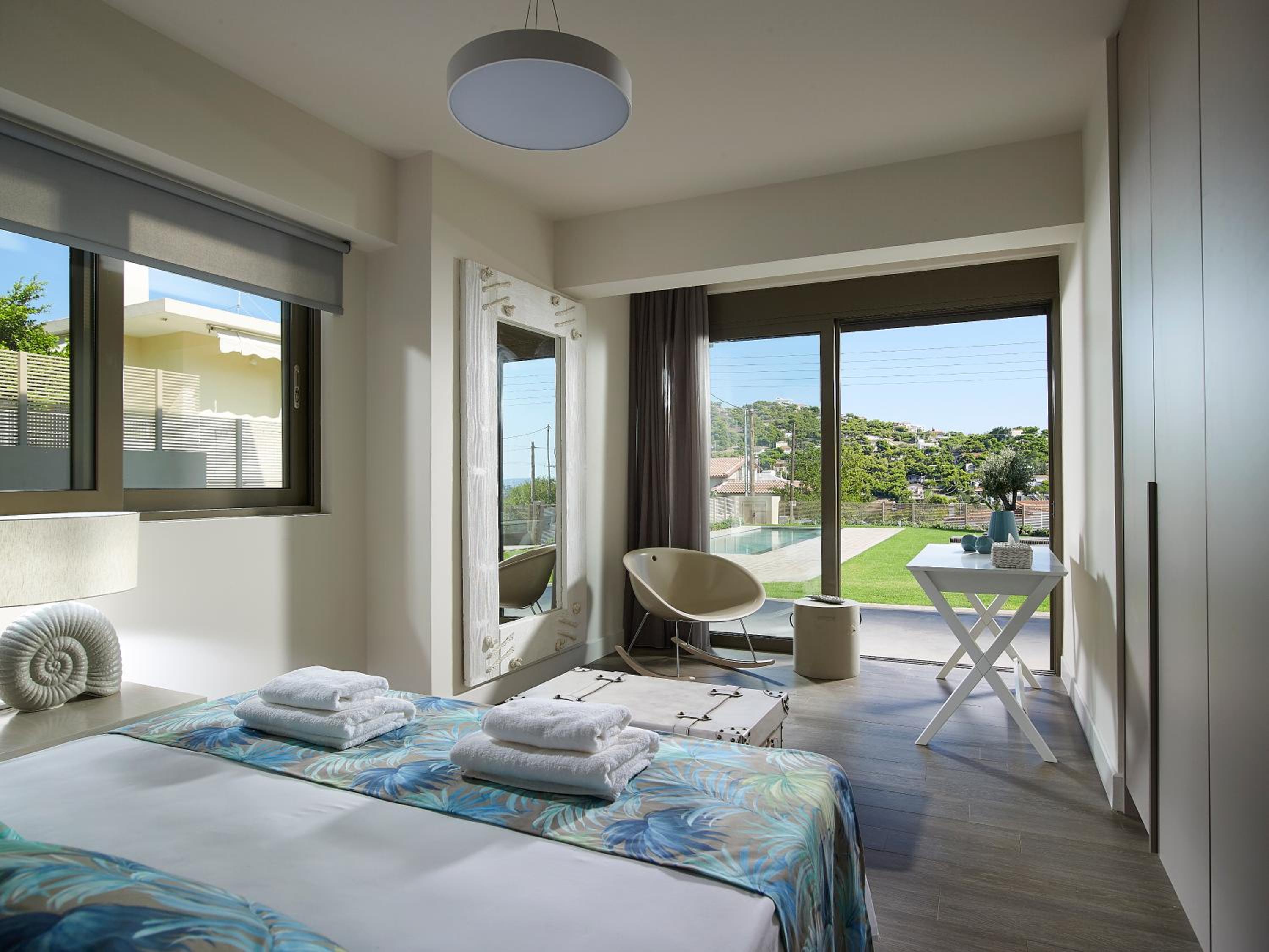 Luxury Apartment with Private Pool - Ground Floor (Lavender)