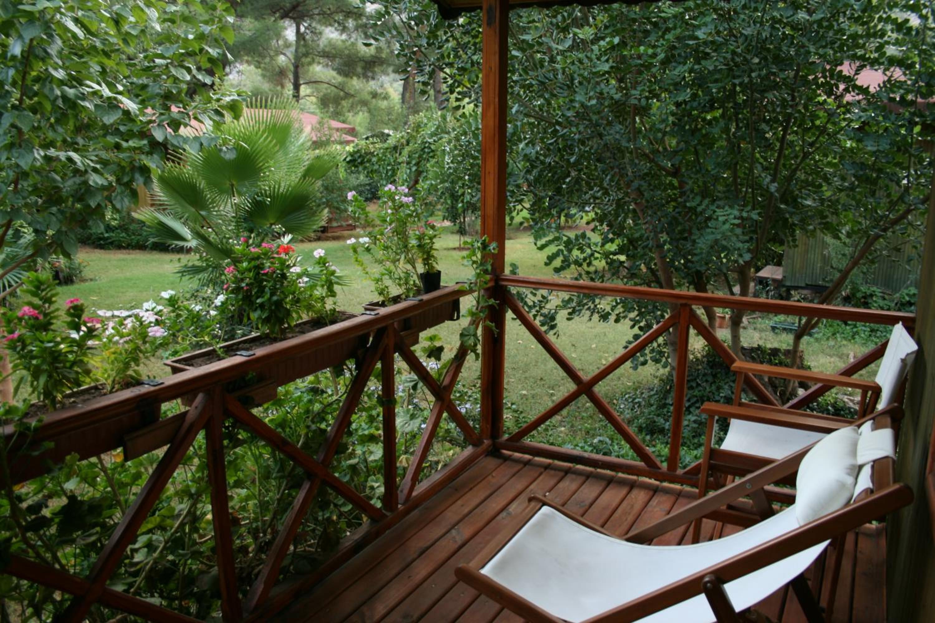 Triple Room with Garden View - Photo 12