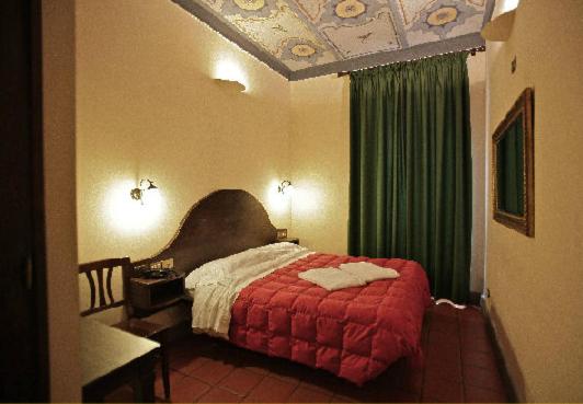 Double Room - Photo 1