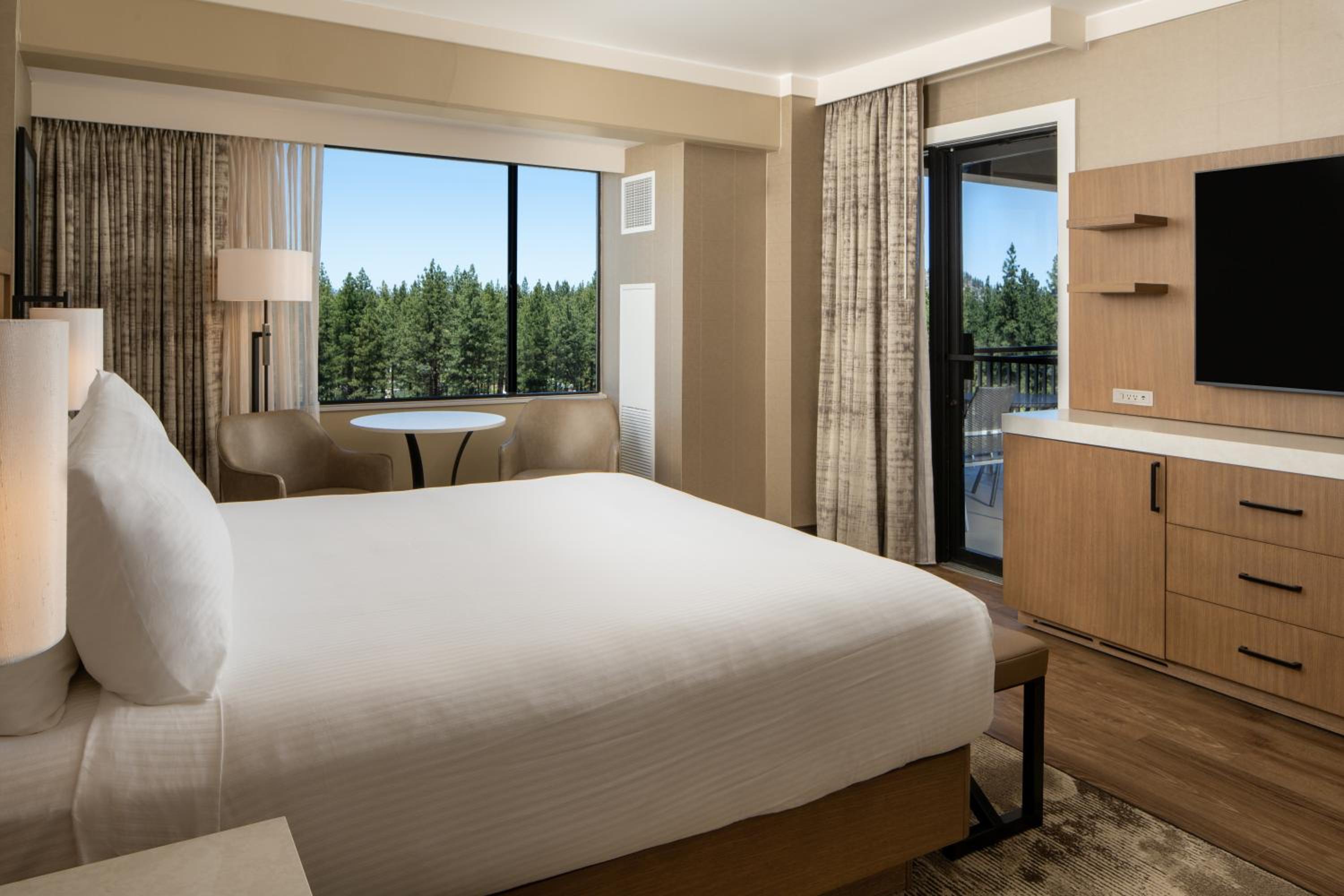 Deluxe Single Room with Balcony
