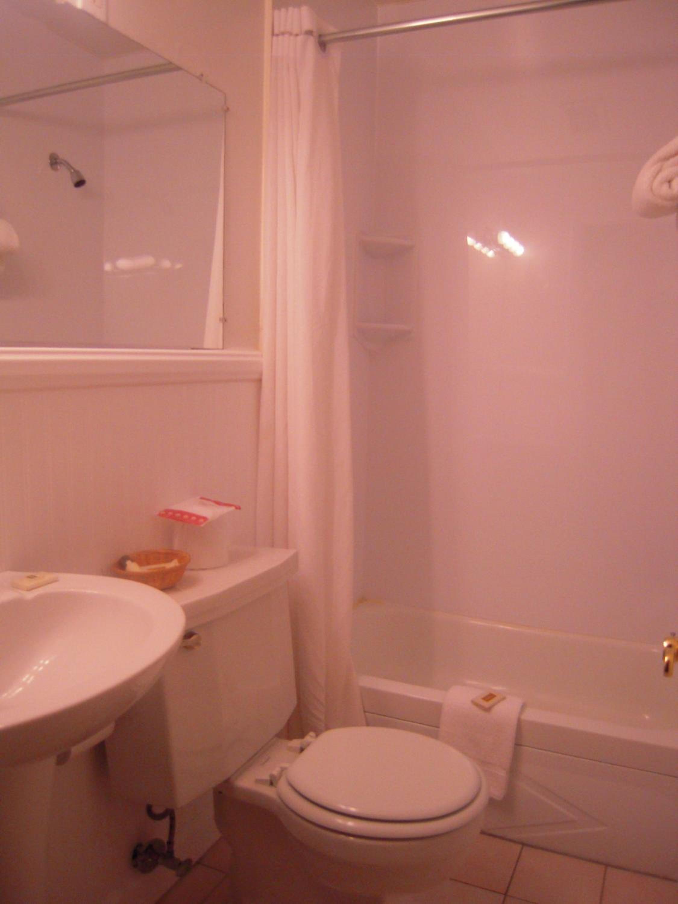 Petit Queen Room - Non-Smoking - Photo 2
