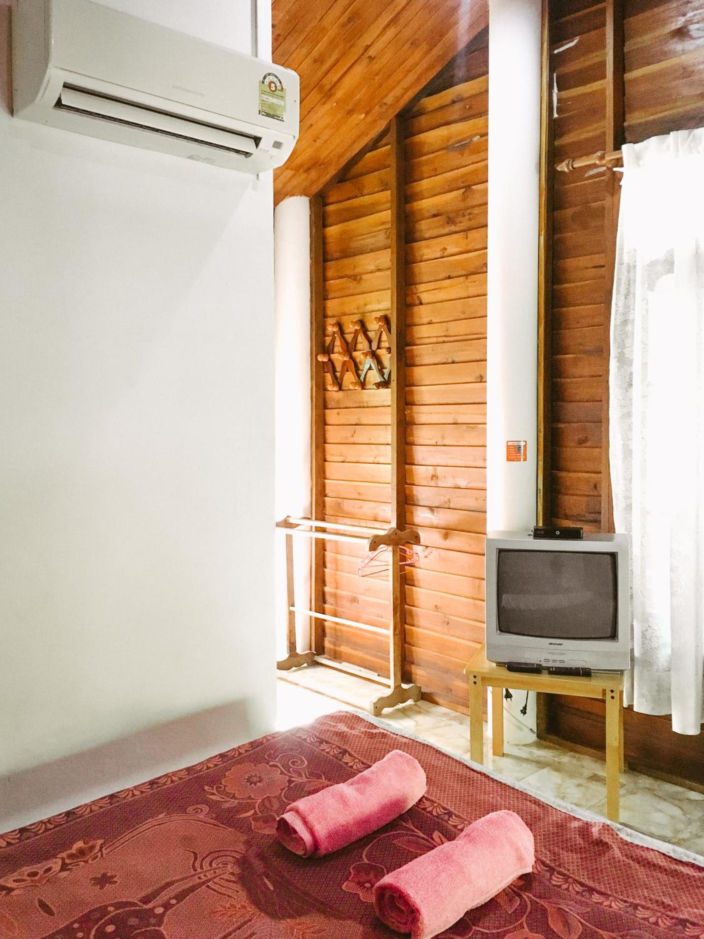 Standard Double Room with Garden View