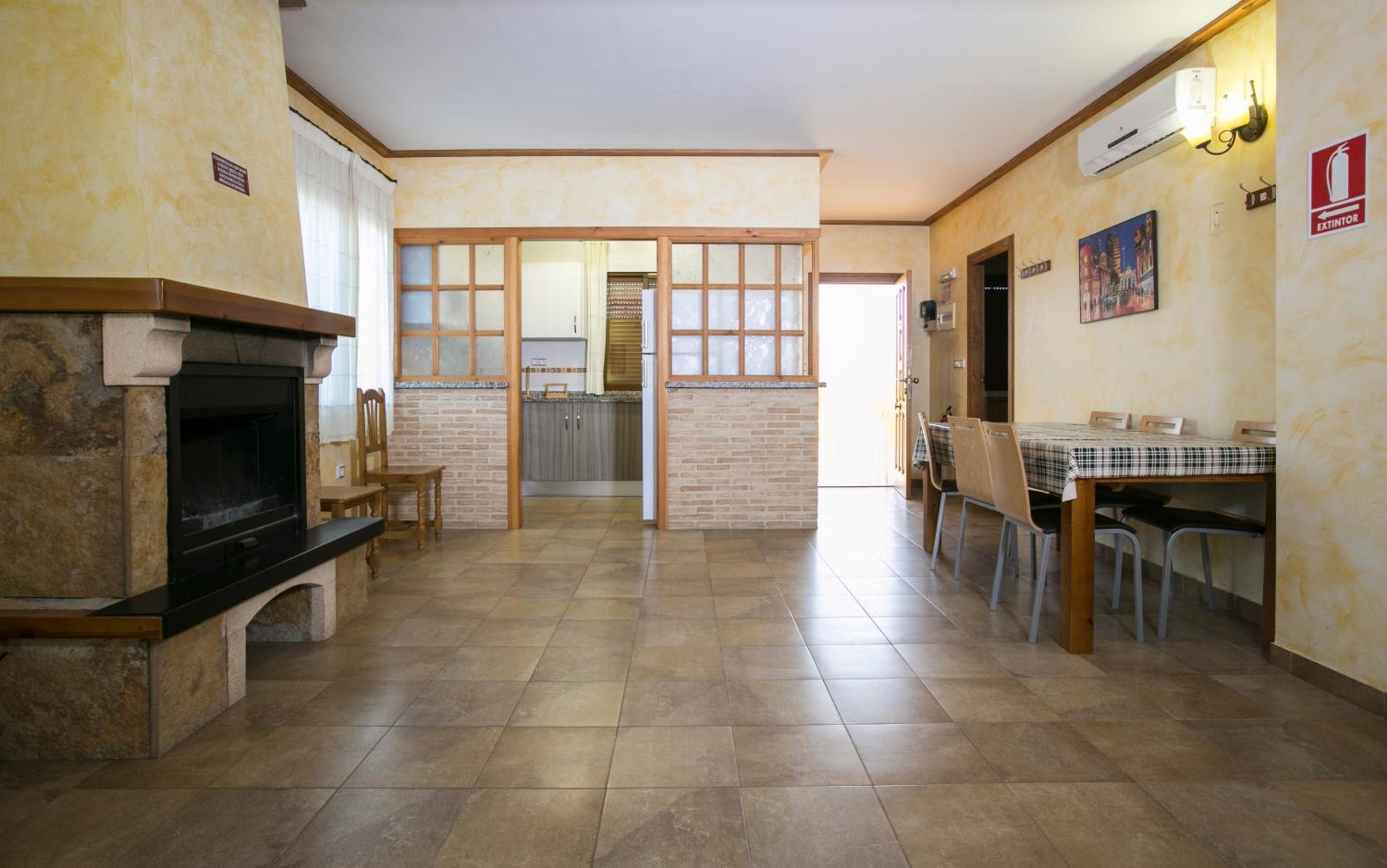 Casa de cuatro habitaciones