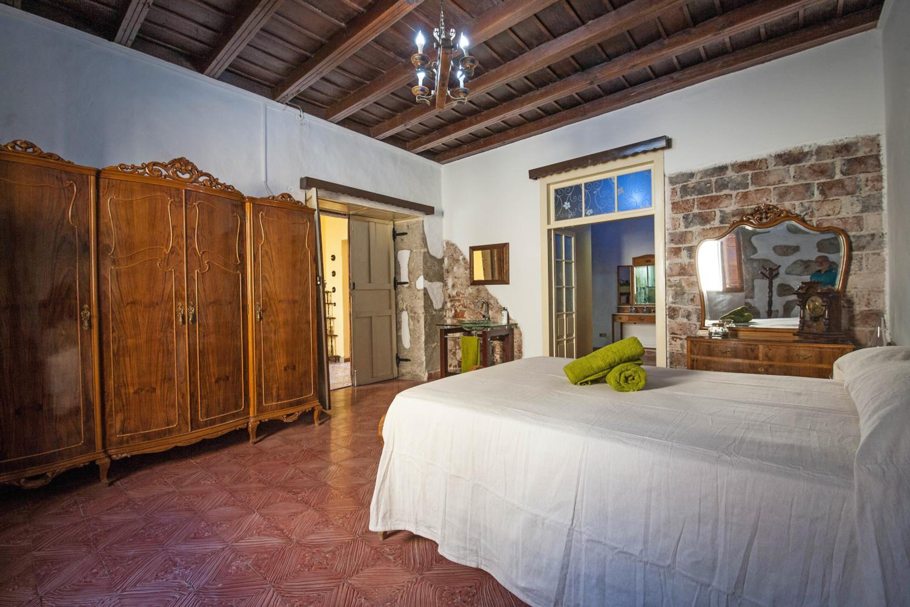 Habitación familiar con baño privado