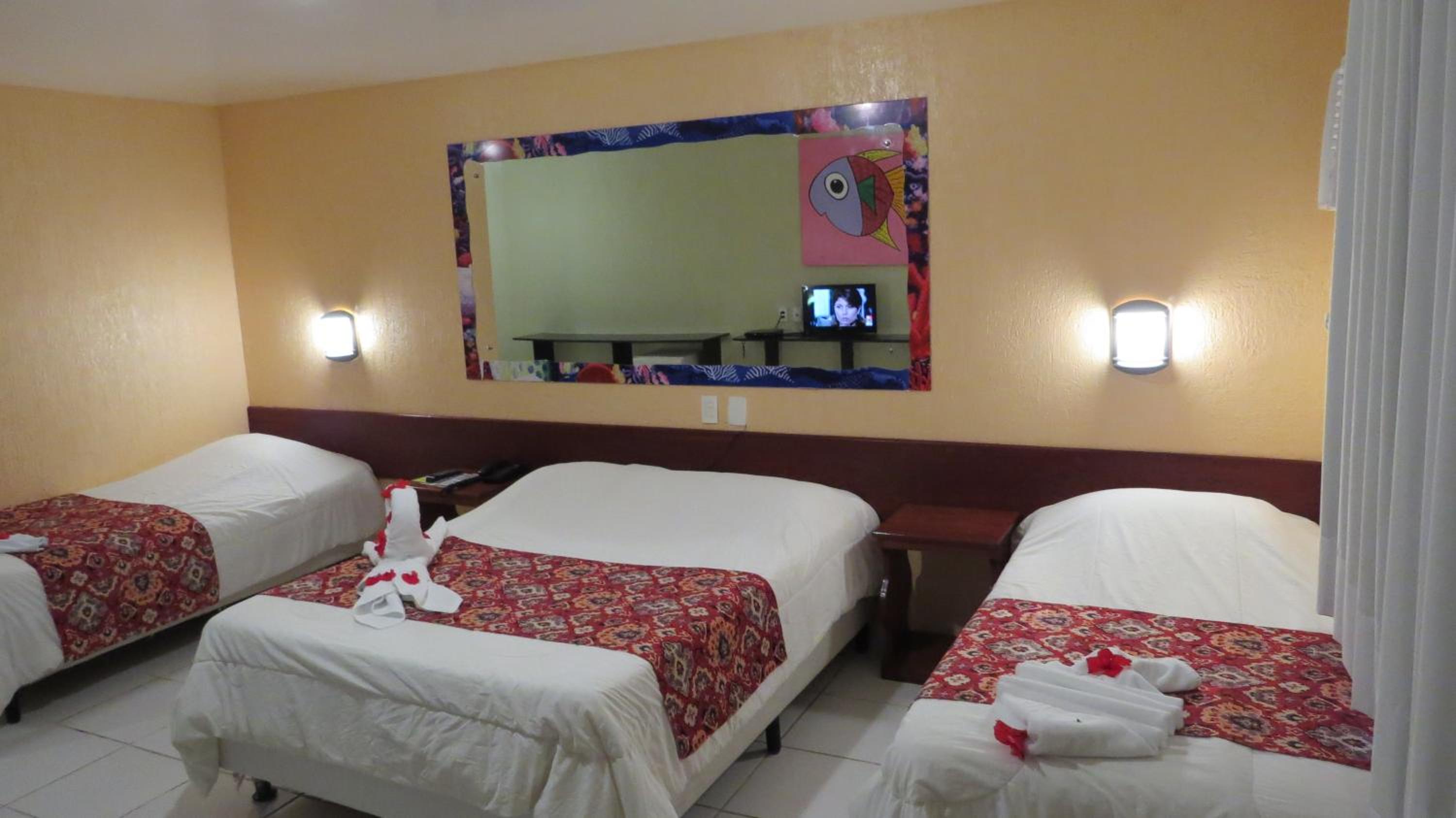 Quadruple Room with Balcony photo 3