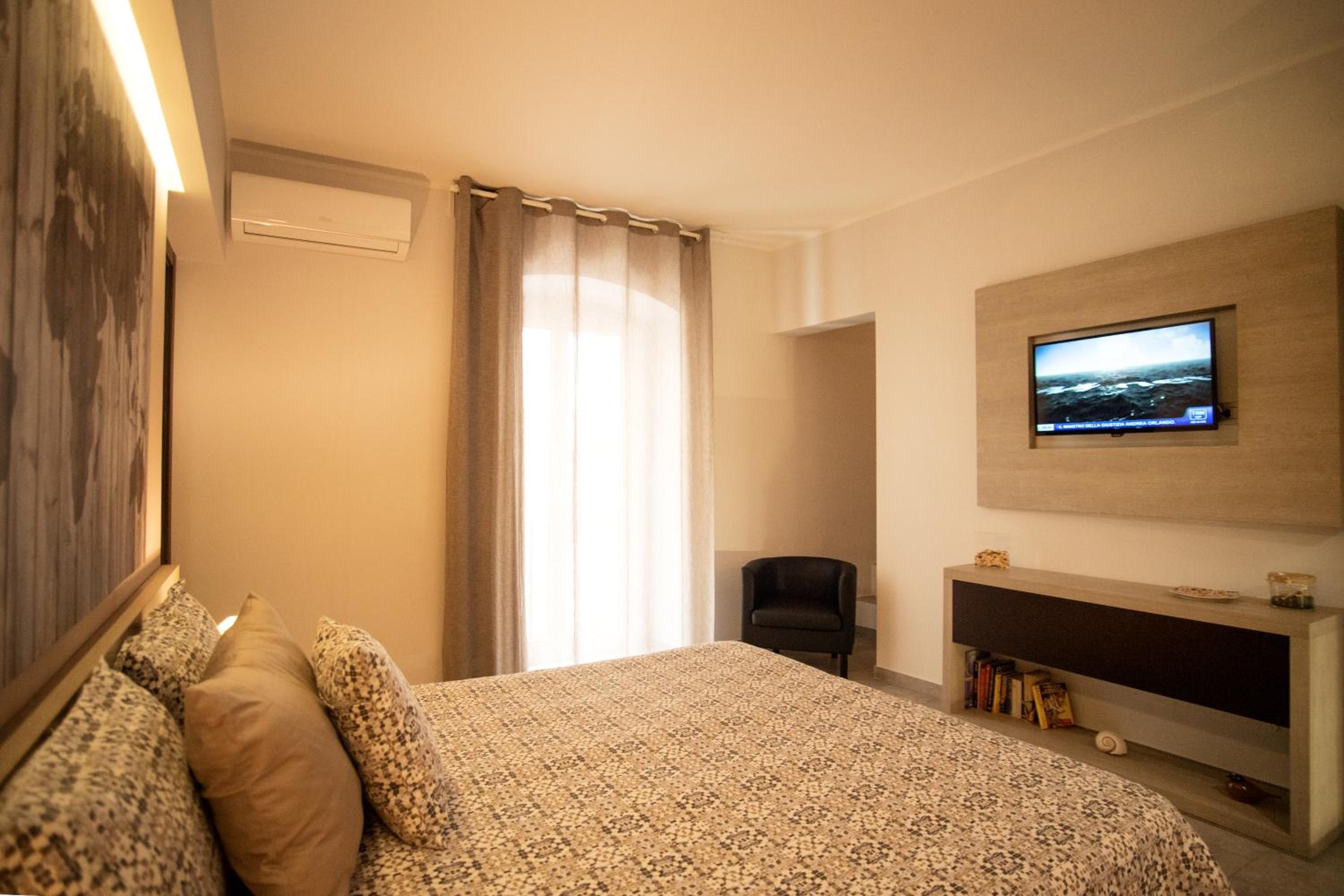 Triple Room with Balcony photo 3