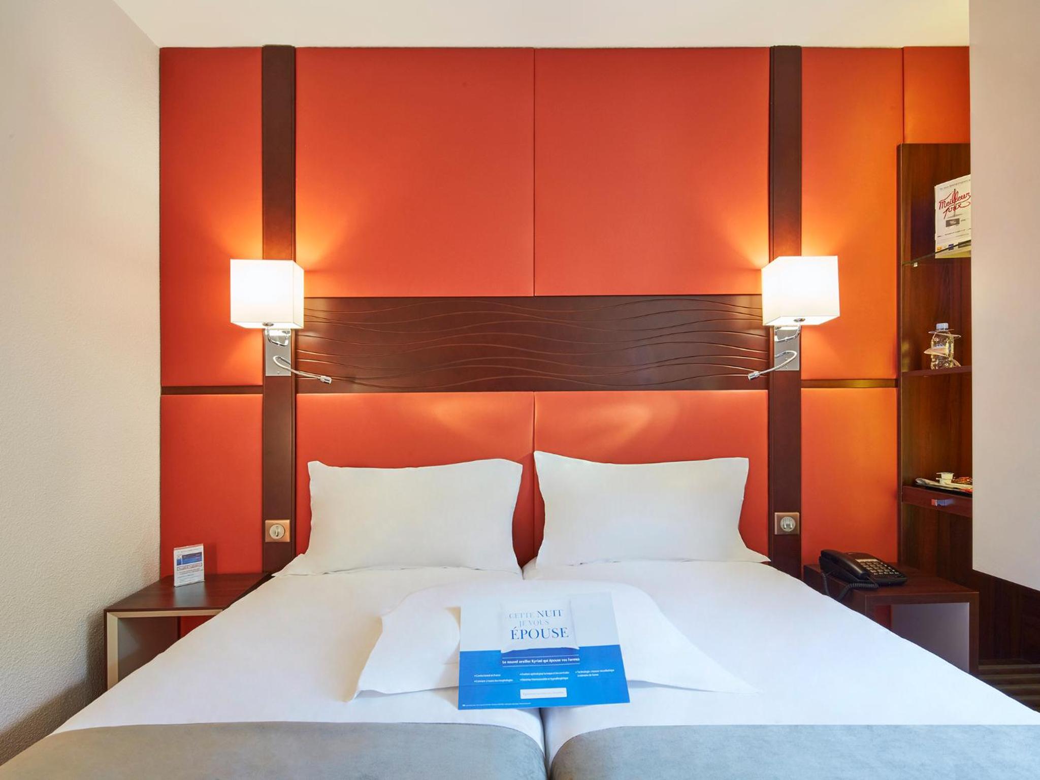 Twin Room - Photo 3