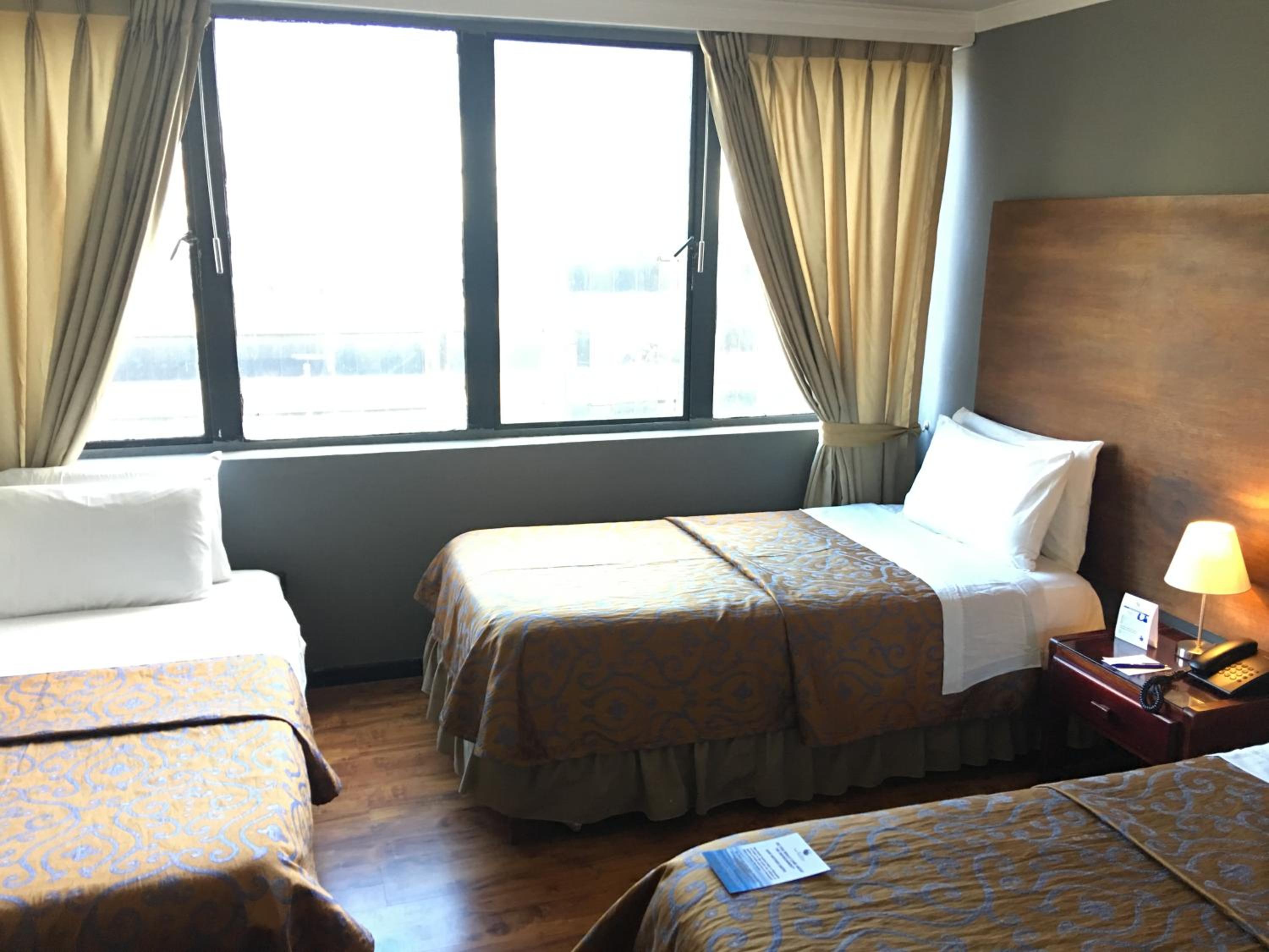 Executive Triple Room photo 2