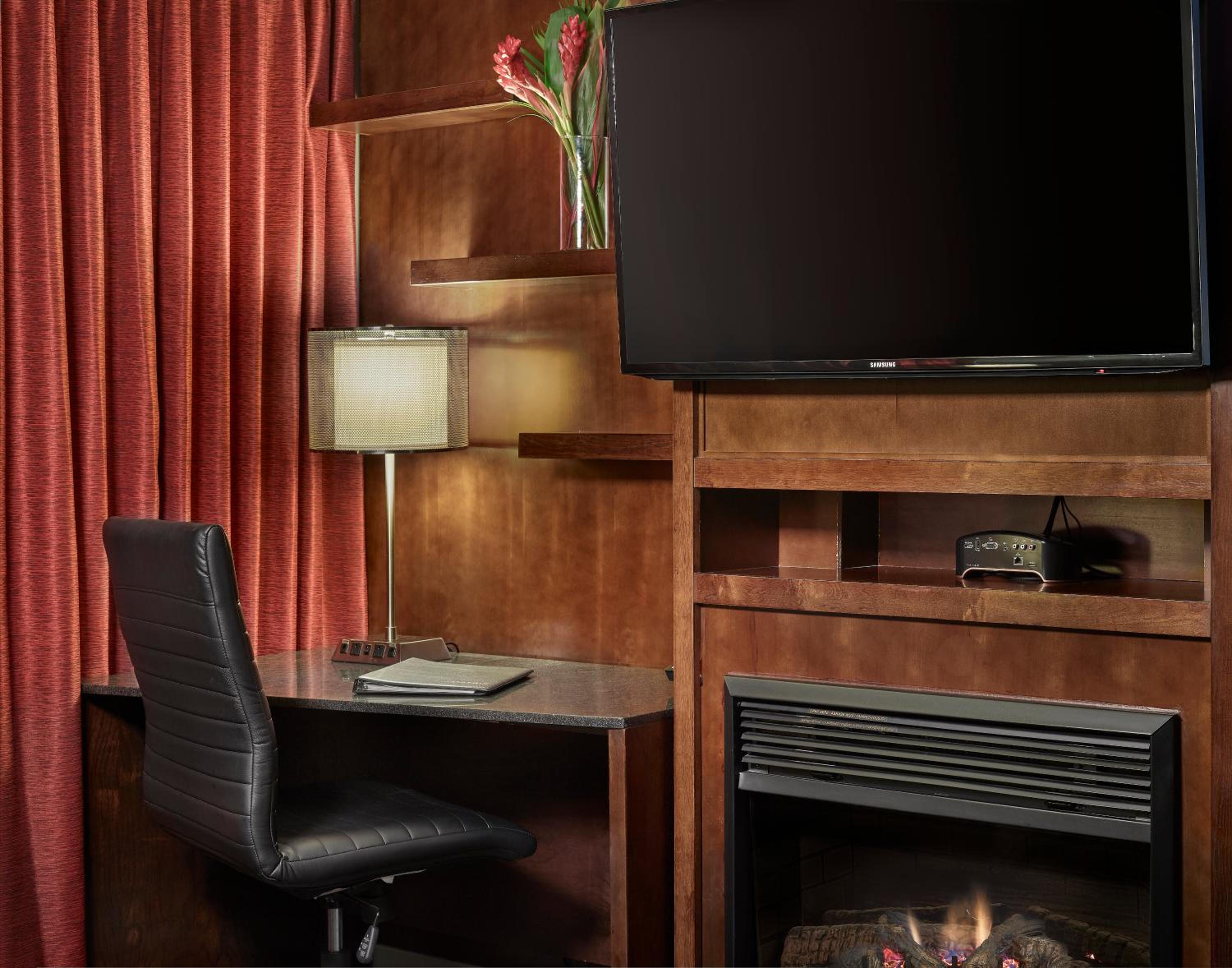 Deluxe Suite - Photo 5