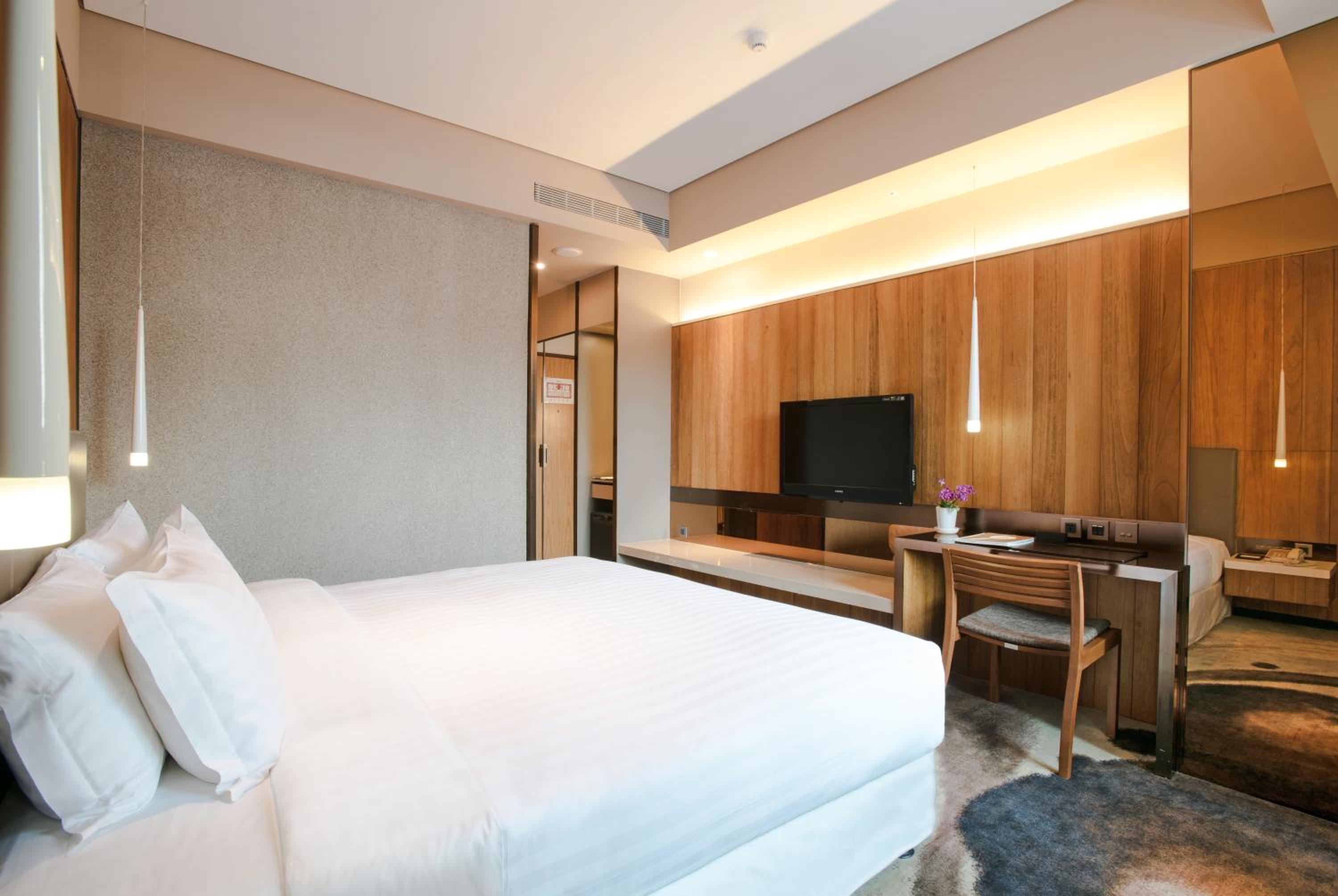 Available room