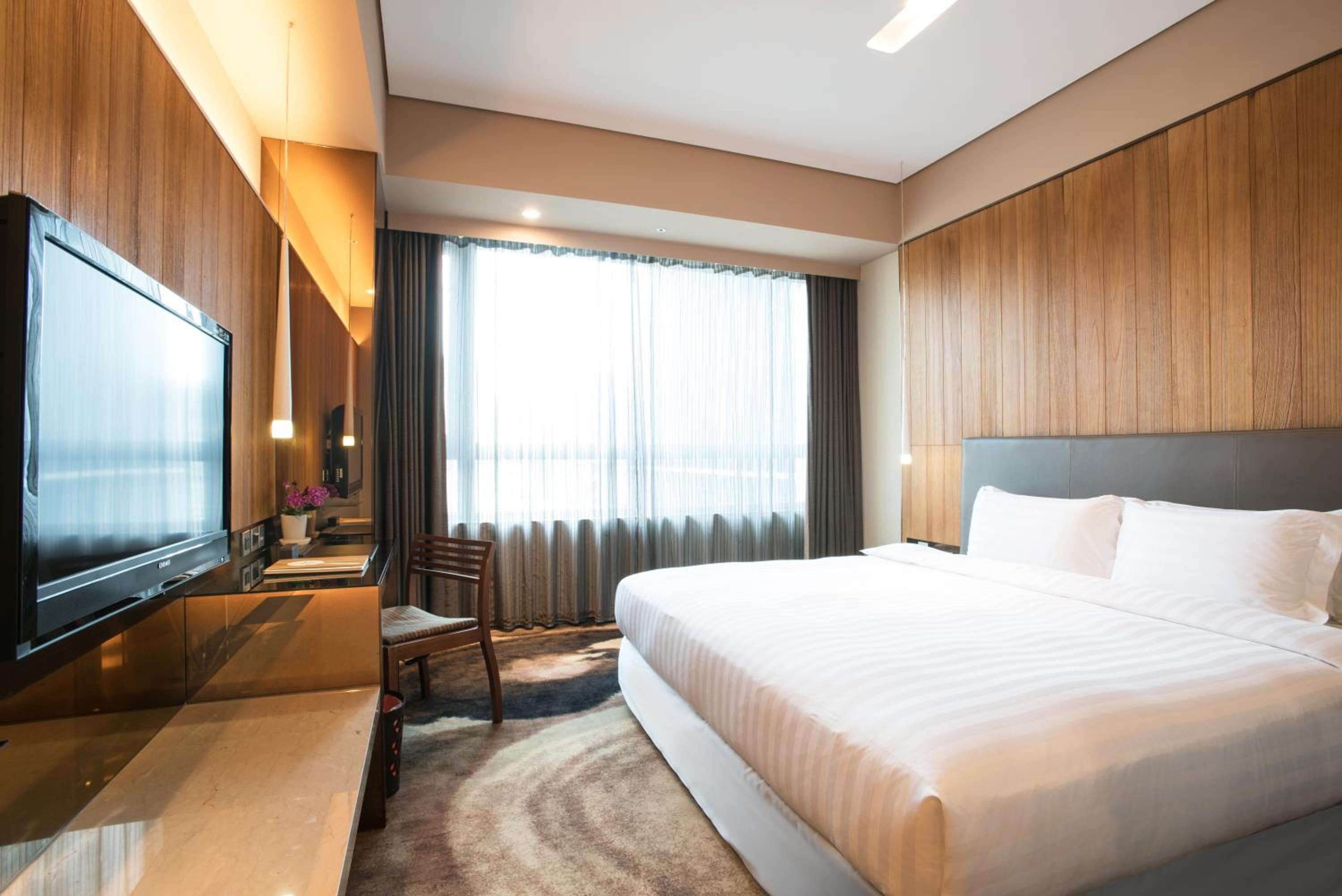 Available room