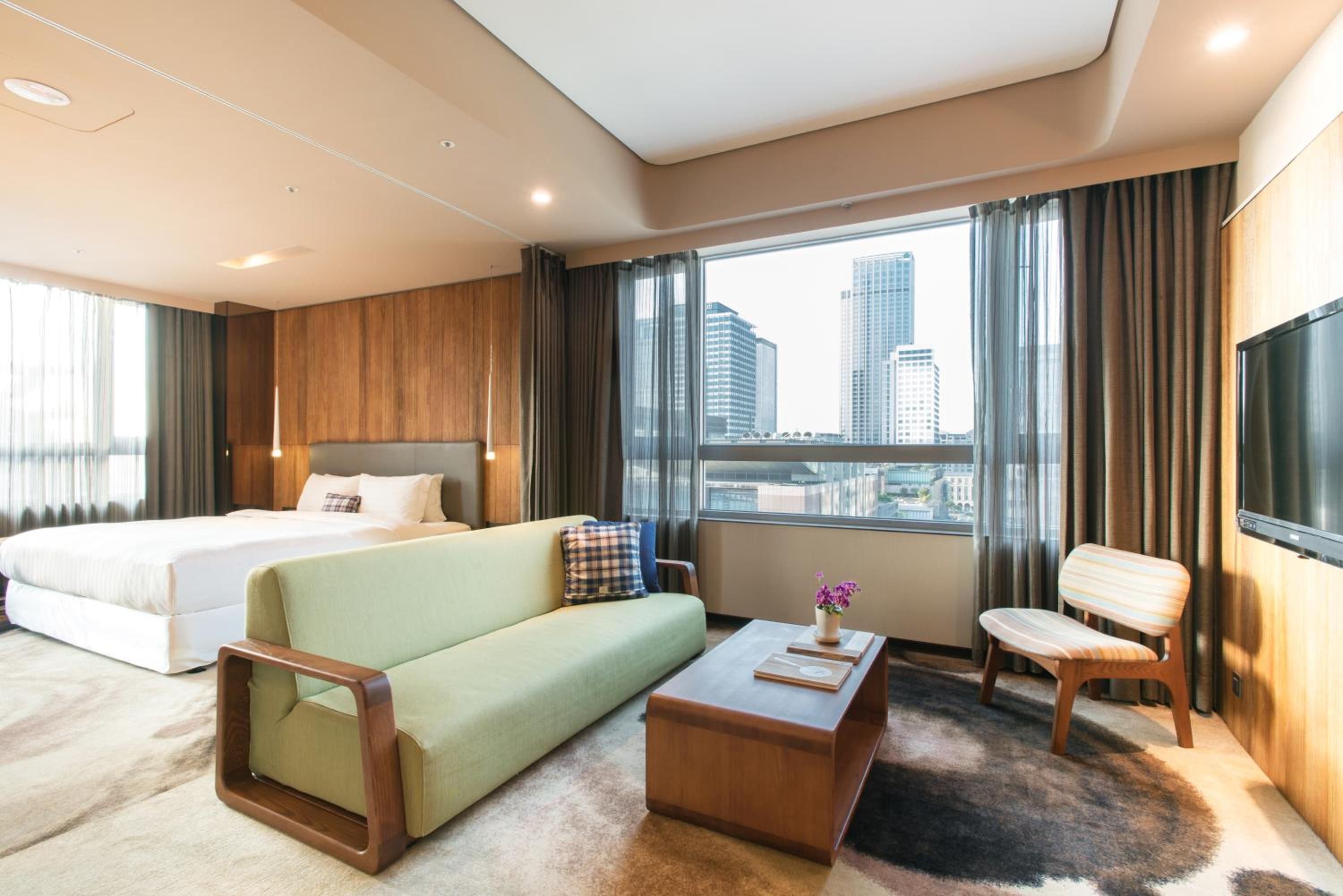 Marvelous King Room
