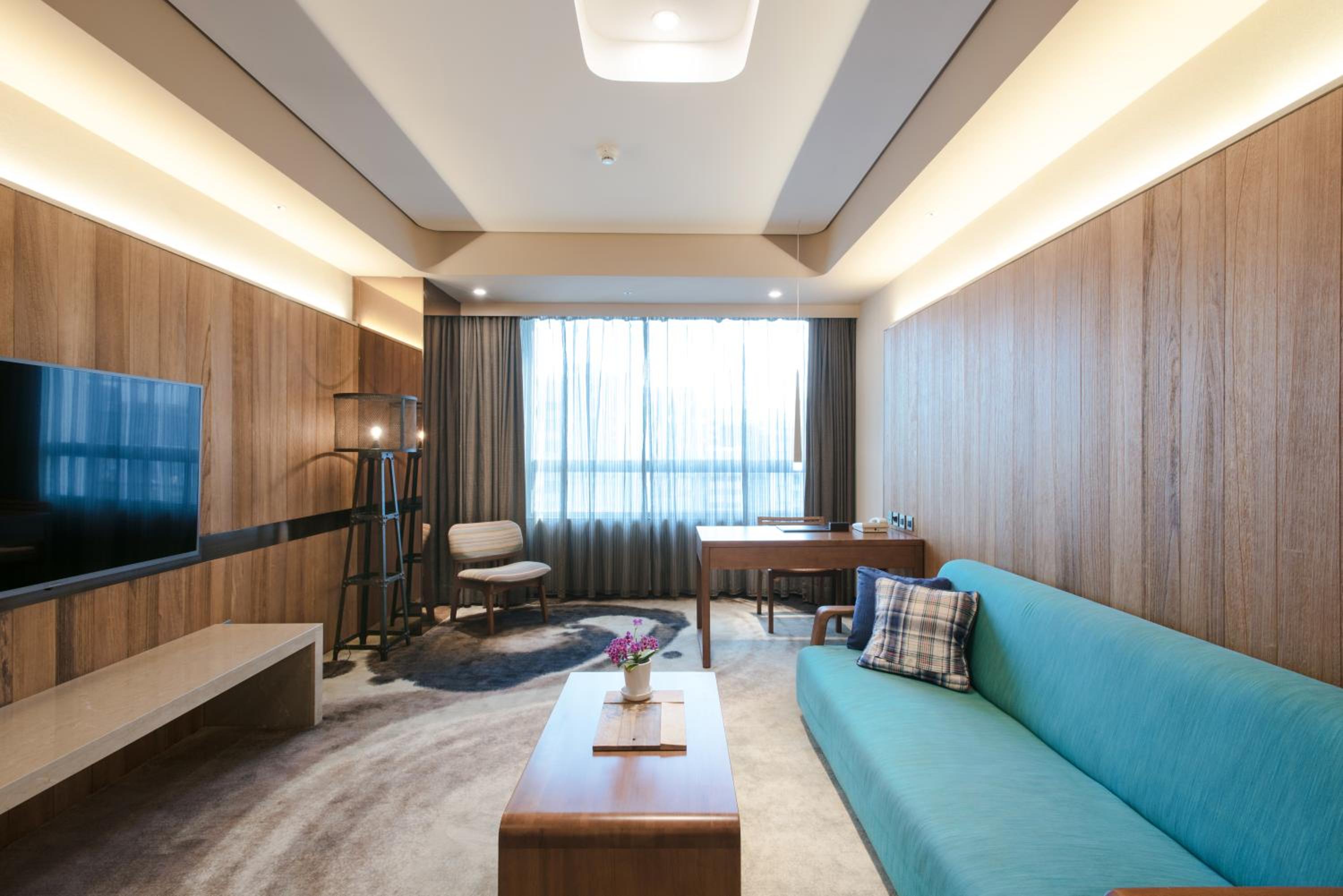 Extraordinary King Room