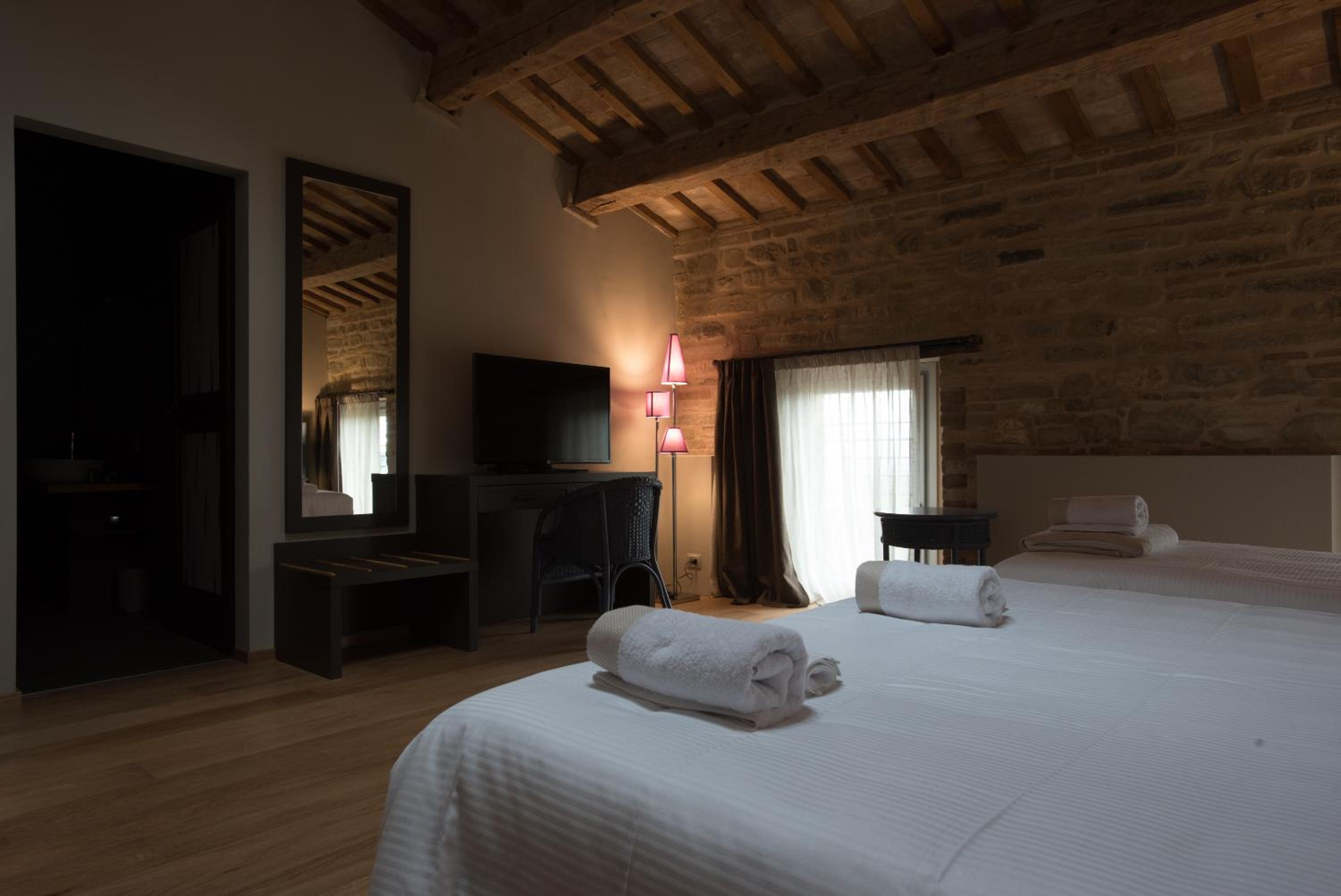 Superior Double or Twin Room photo 2