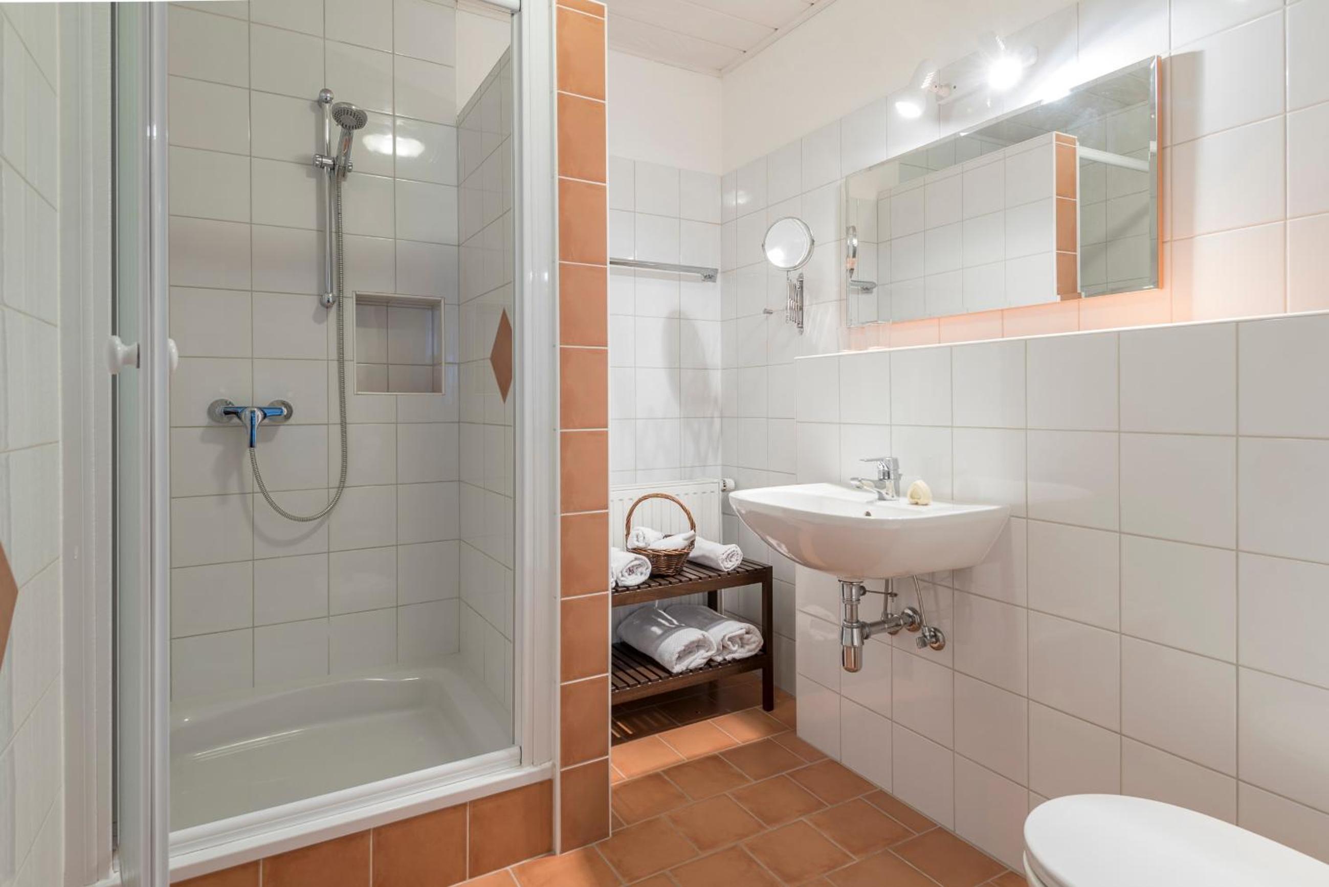 Double Room with Private Bathroom photo 2