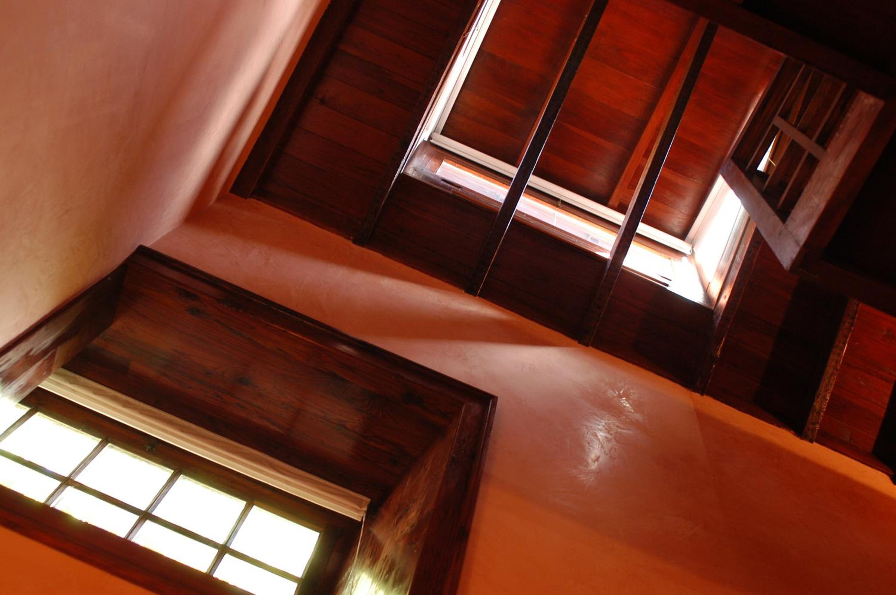 Triple Room thumbnail 5