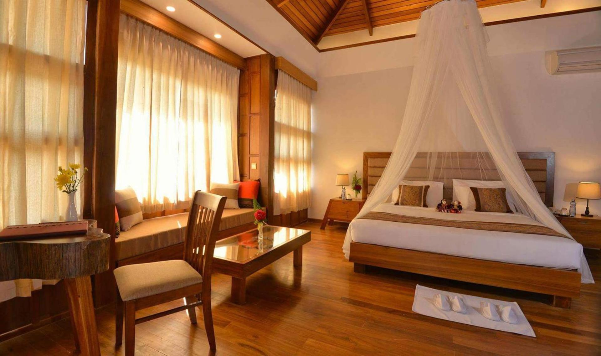 Villa - Photo 3