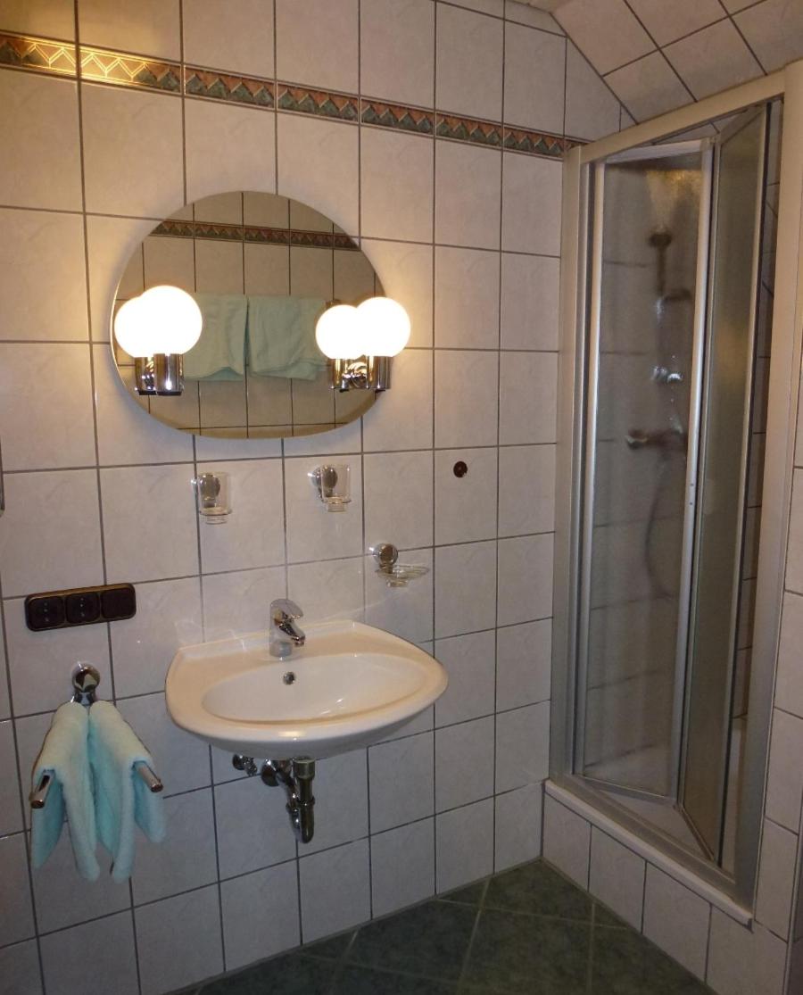 Double Room 9 photo 2