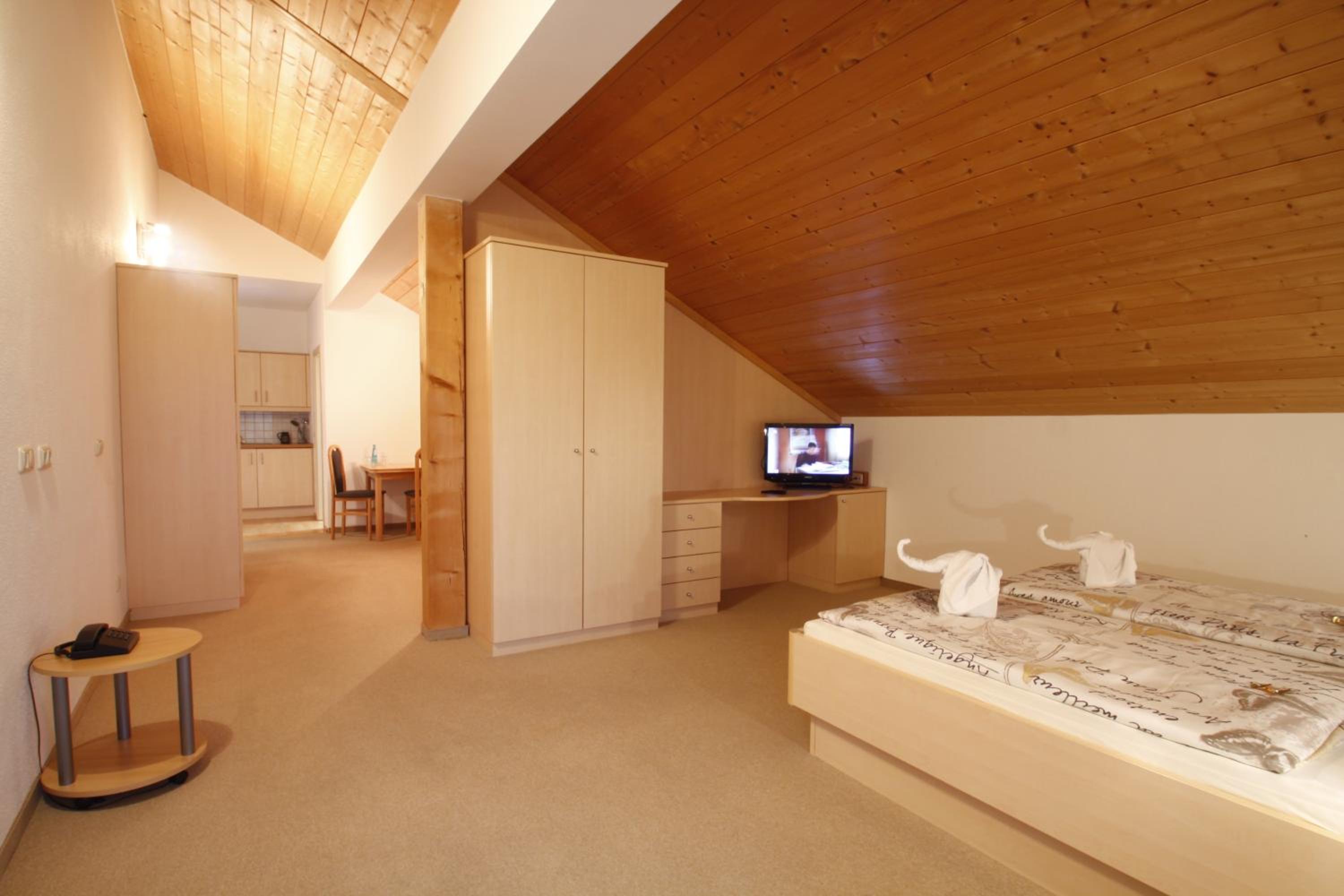 Apartment with Balcony for Single Use photo 1