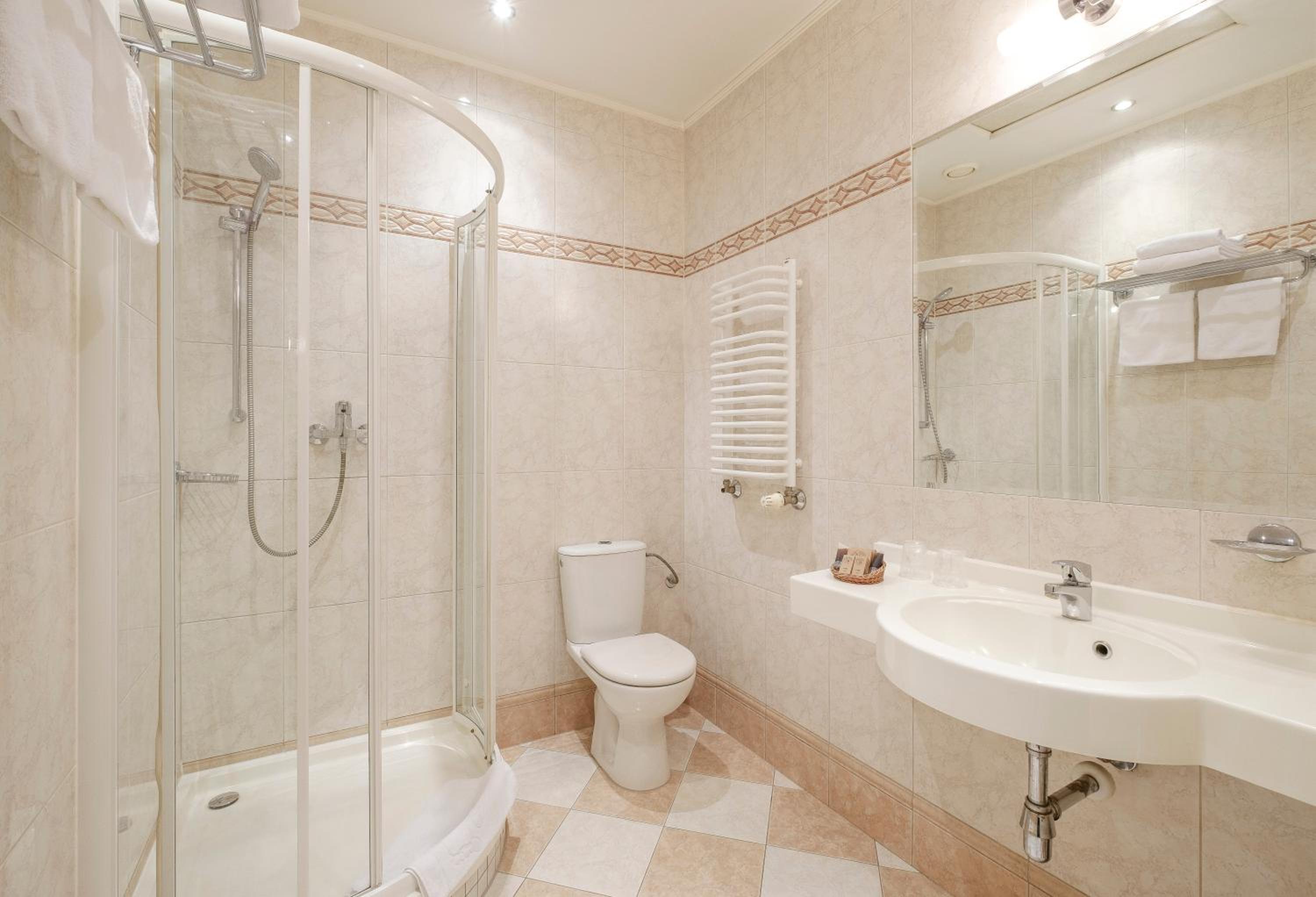 Double Room - Photo 4