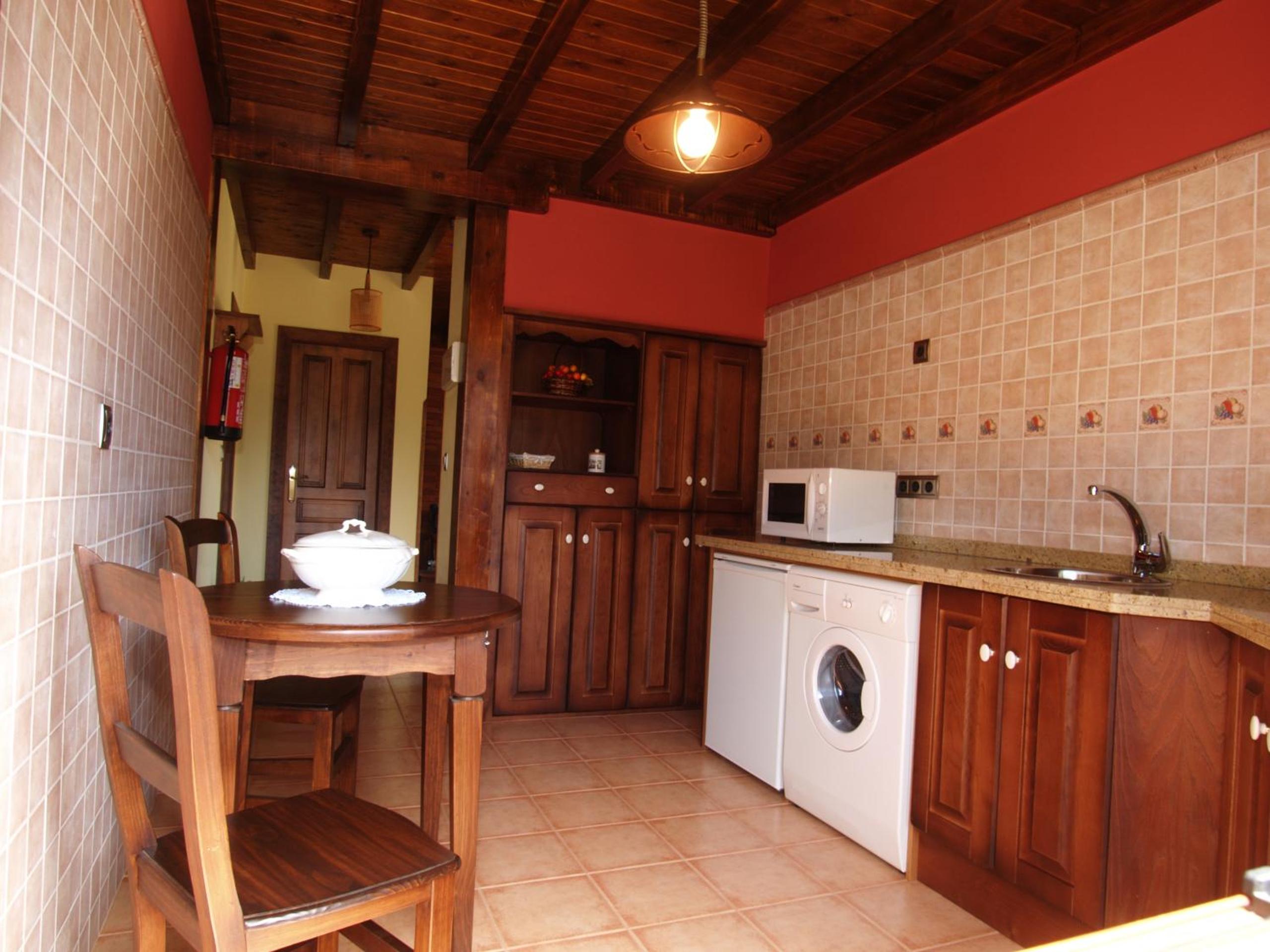 One-Bedroom Apartment with Terrace photo 3