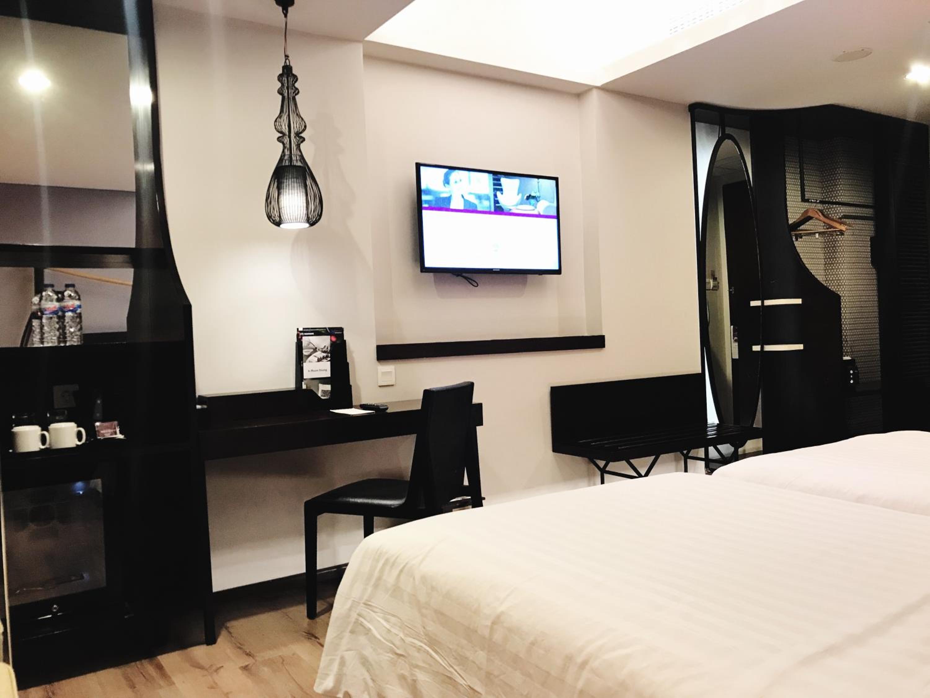 Privilege Twin Room with City View photo 3