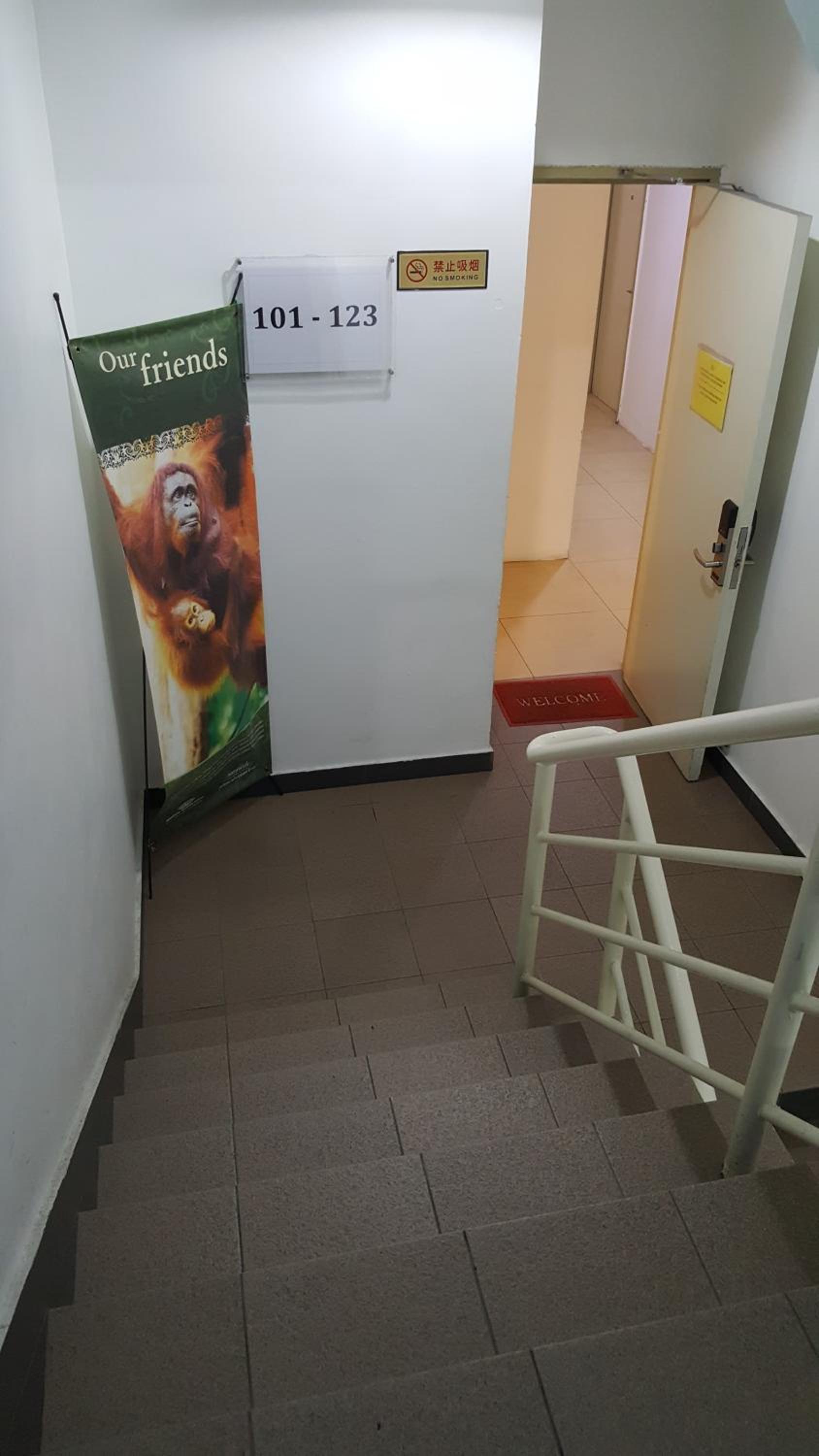 Double Room (with window) - Photo 6